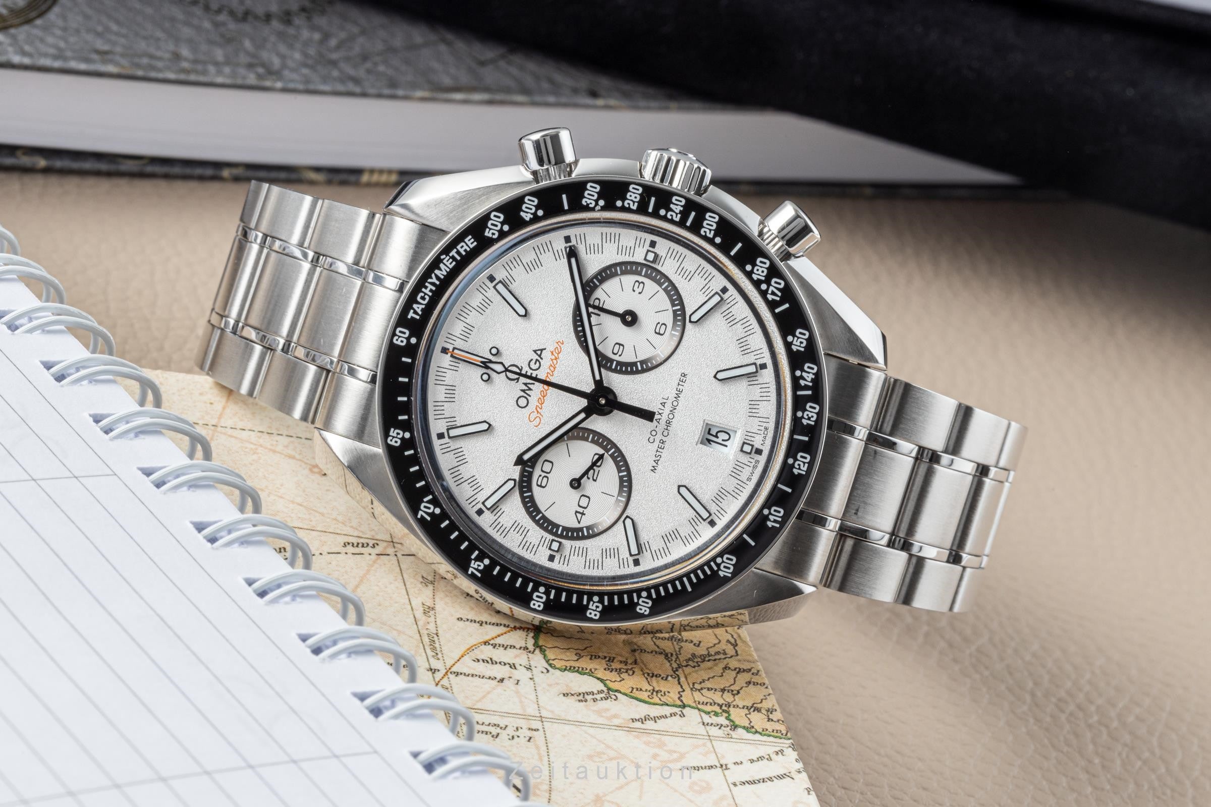 Omega Speedmaster chronograph steel automatic men's watch 329.30.44.51.04.001 LP: 9100EUR  [2204671]