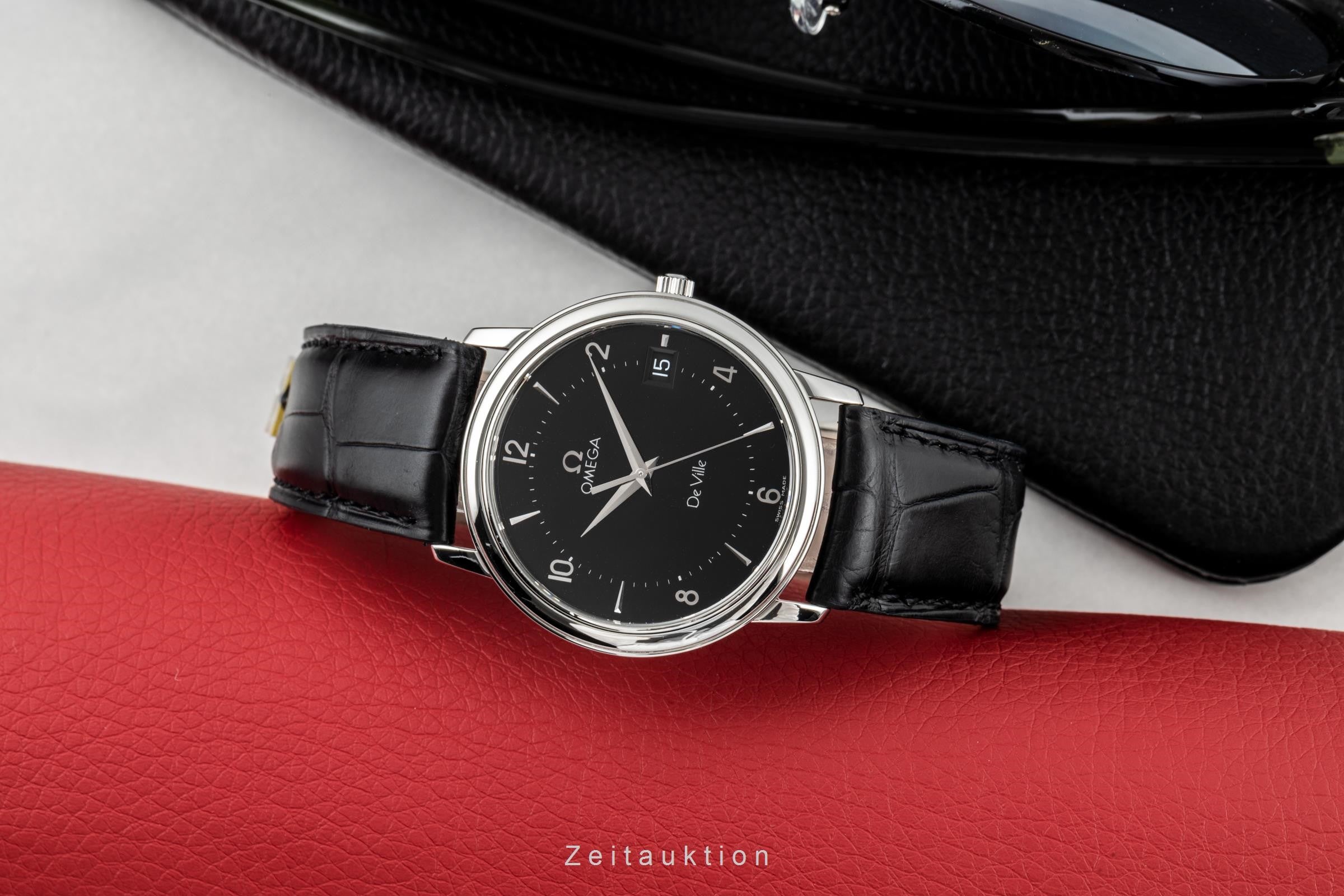 Omega De Ville acier quartz 1532 2205112 - Main Image