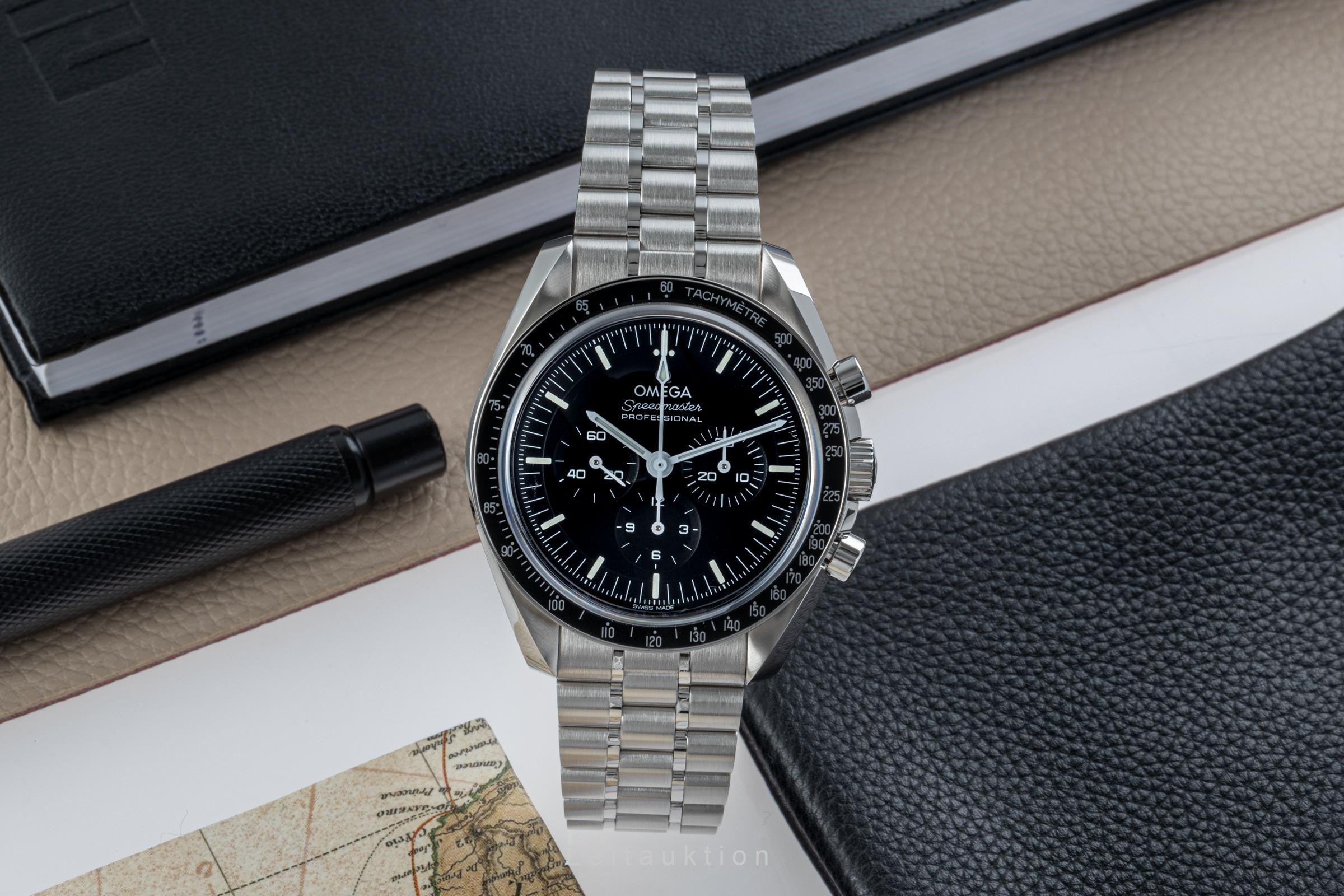 Omega Speedmaster Moonwatch chronograph steel manual winding men's watch 310.30.42.50.01.002 LP: 8000EUR  [2205723]