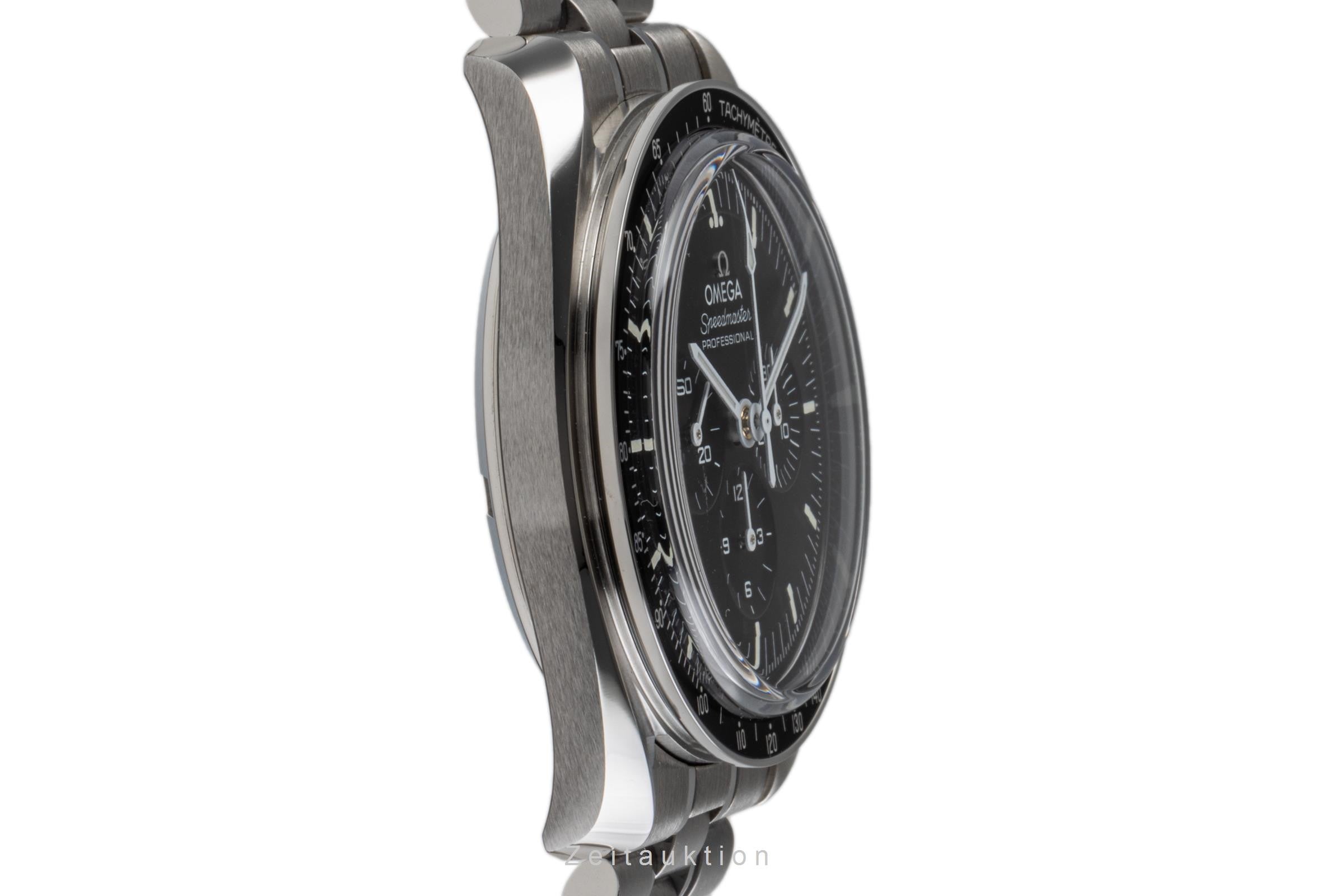 Omega Speedmaster Moonwatch chronograph steel manual winding men's watch 310.30.42.50.01.002 LP: 8000EUR  [2205723]