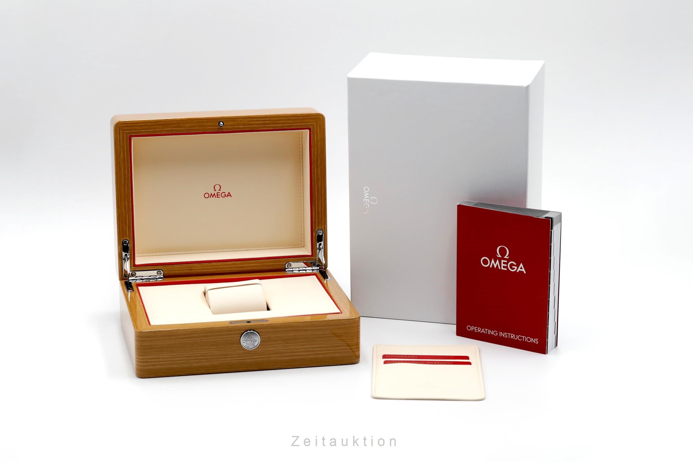 Omega Speedmaster chronographe acier automatique montre pour hommes 323.32.40.40.06.001  [2205874]