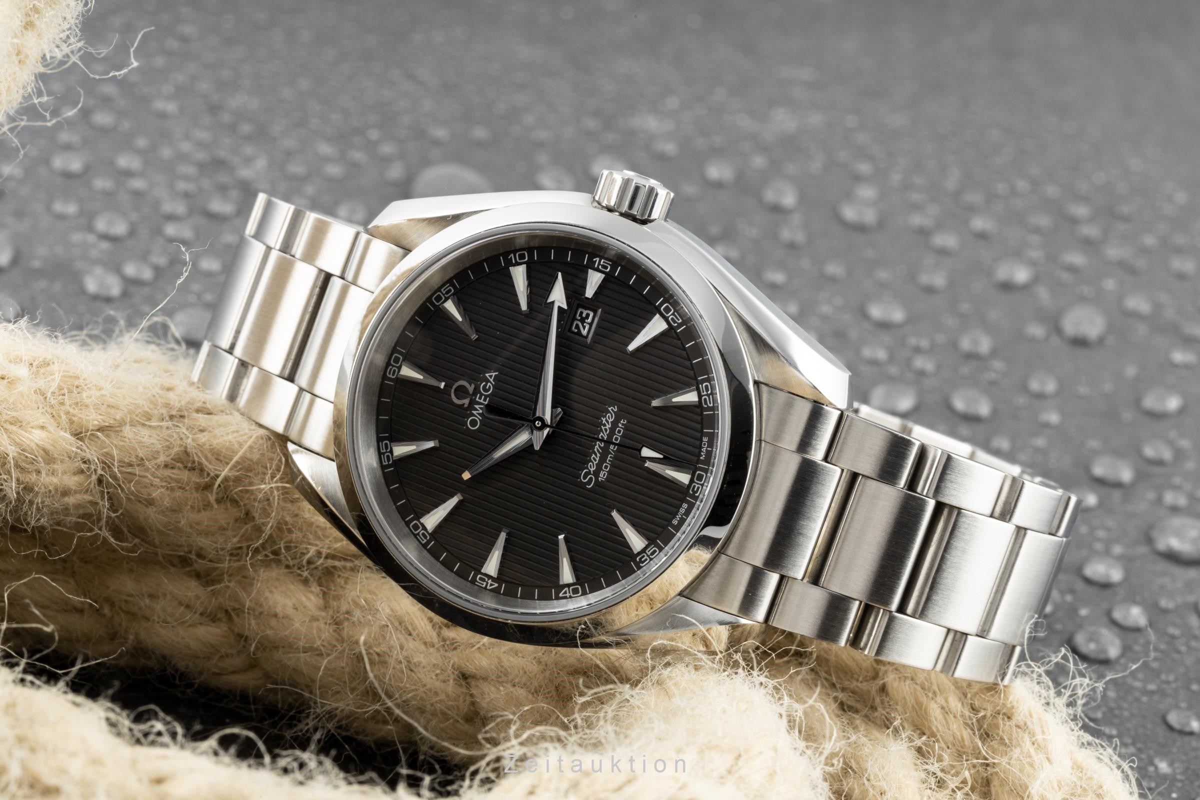 Omega Seamaster steel quartz men's watch 231.10.39.61.06.001  [2206347]