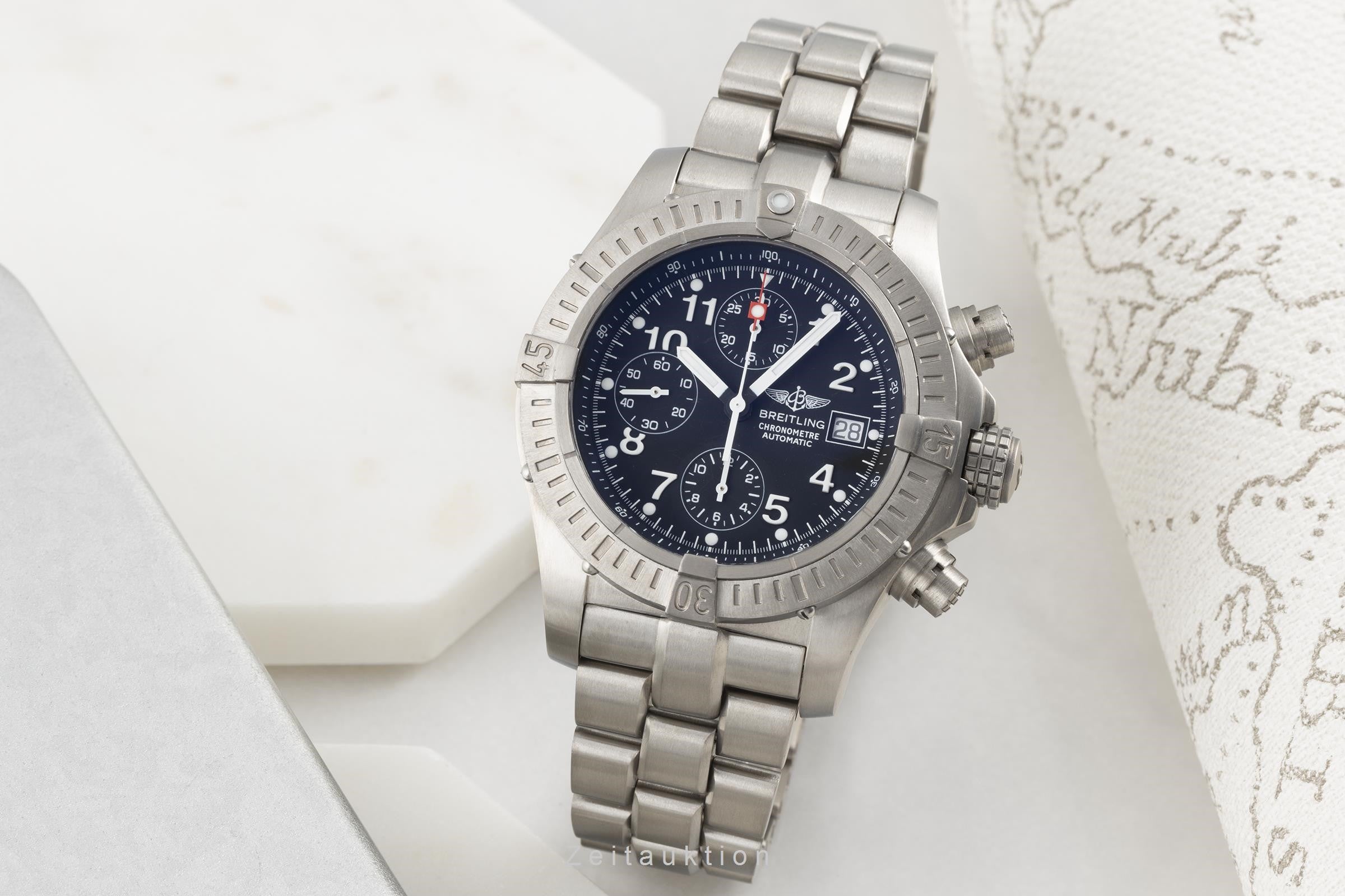 Breitling Avenger cronografo titanio automatismo orologio da uomo E13360  [2206762]