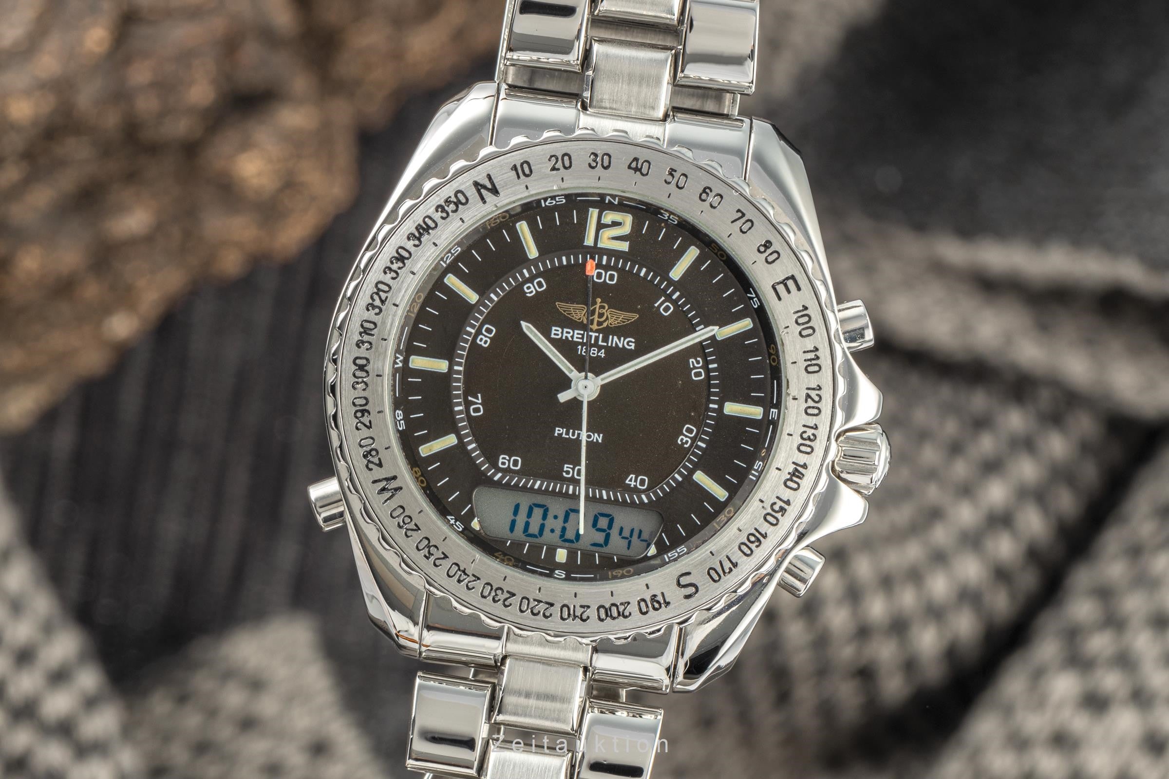 Breitling Pluton chronograph steel quartz Kal. B232 Ref. A51038