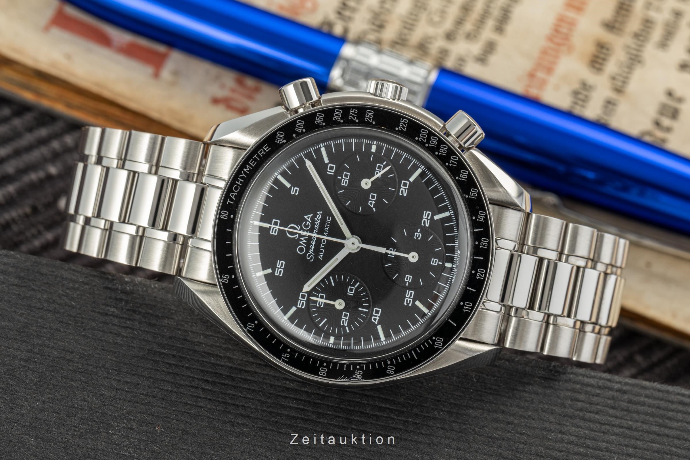 Omega Speedmaster chronograph steel automatic Kal. 3220A Ref