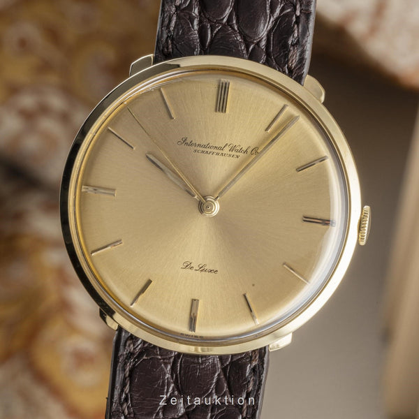 IWC De Luxe 18 ct gold manual winding men's watch  [2207306]