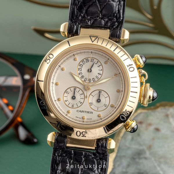 Cartier Pasha 18K (0,750) Gold Chronograph Datum Herrenuhr Ref. 1353 Klassiker [2207688]