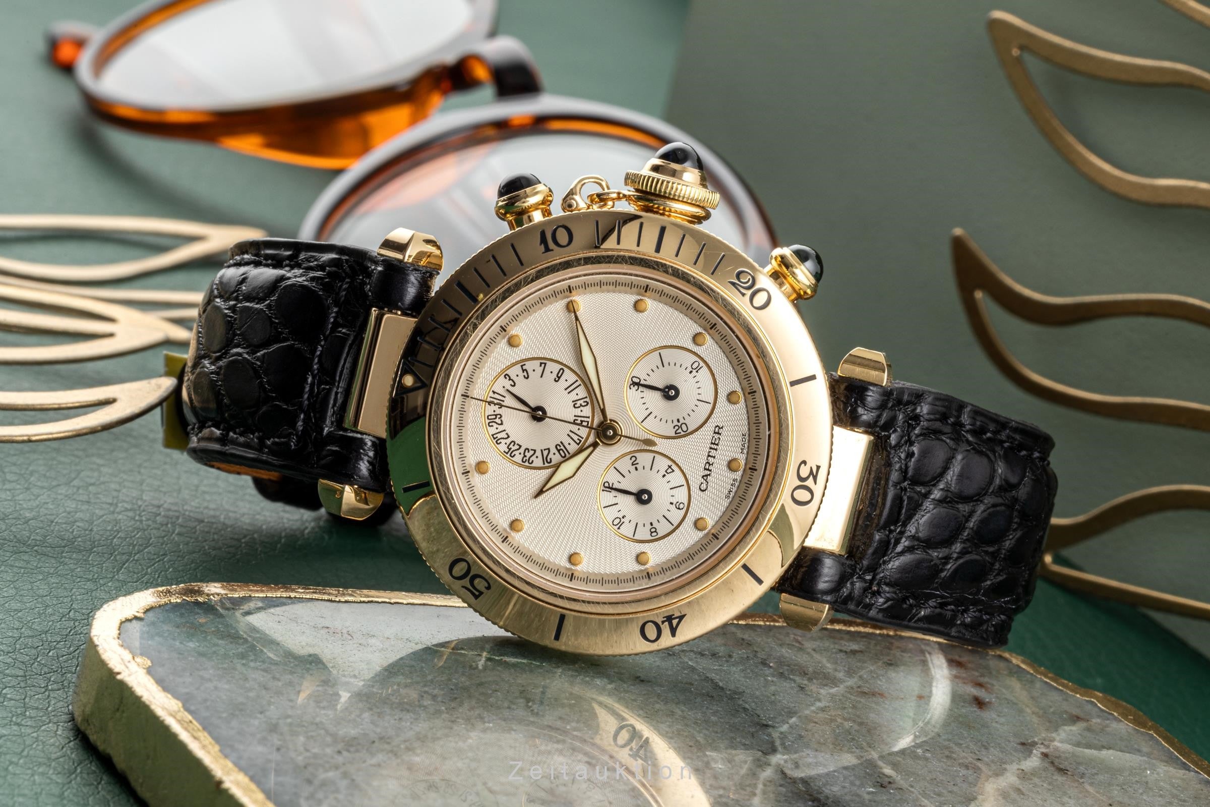 Cartier Pasha 18K (0,750) Gold Chronograph Datum Herrenuhr Ref. 1353 Klassiker [2207688]
