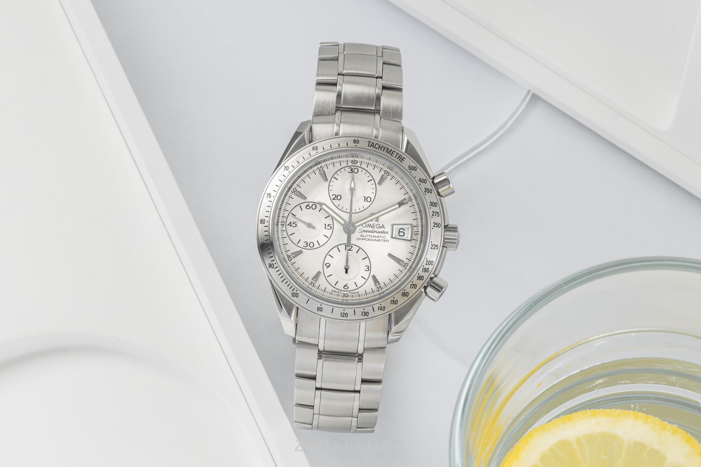 Omega Speedmaster Date Chronograph Automatik Herrenuhr 3211.30.00 VP: 5900,- € [2300040]