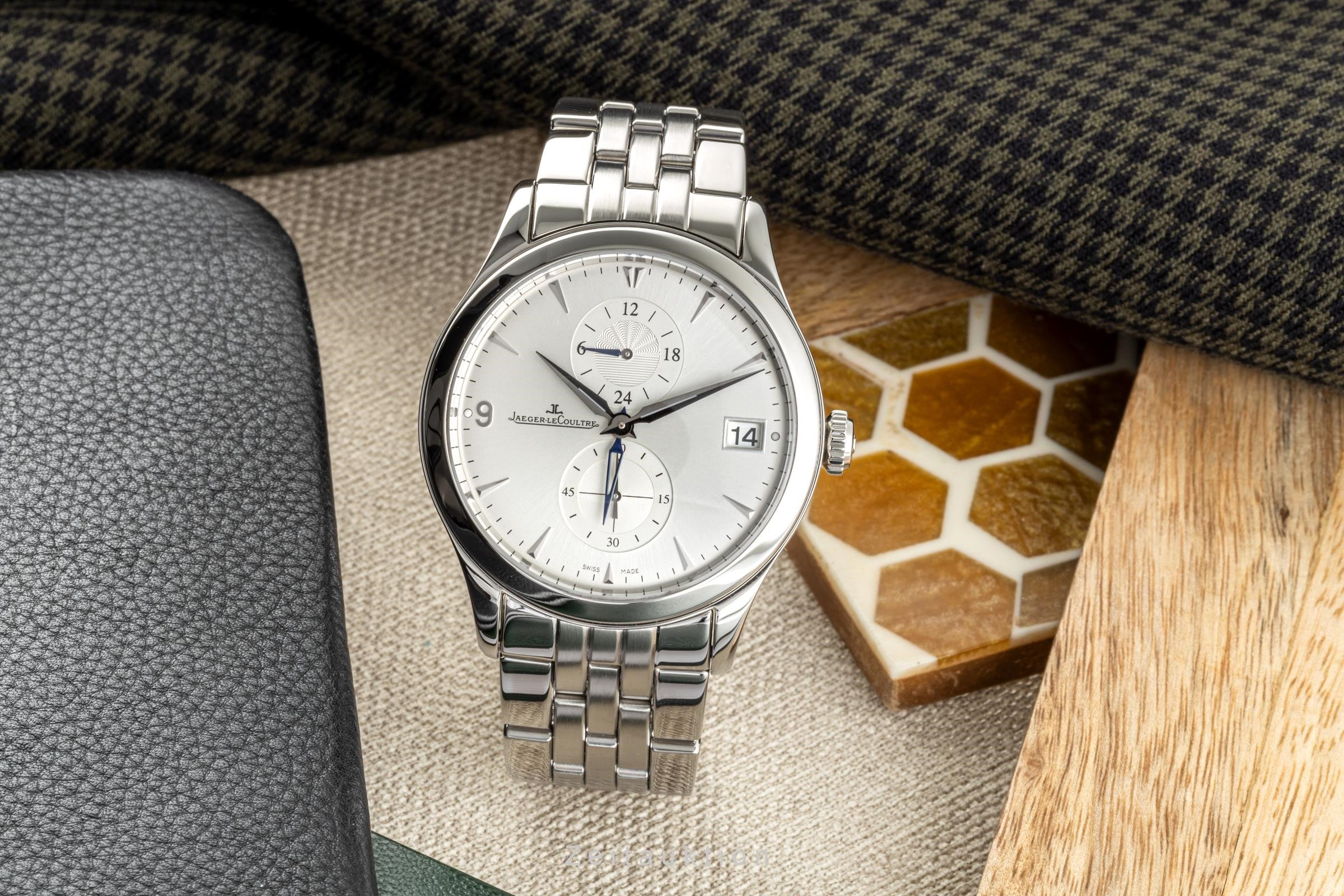 Jaeger LeCoultre Master Hometime steel automatic men's watch 174.8.05.S LP: 9100EUR  [2300219]