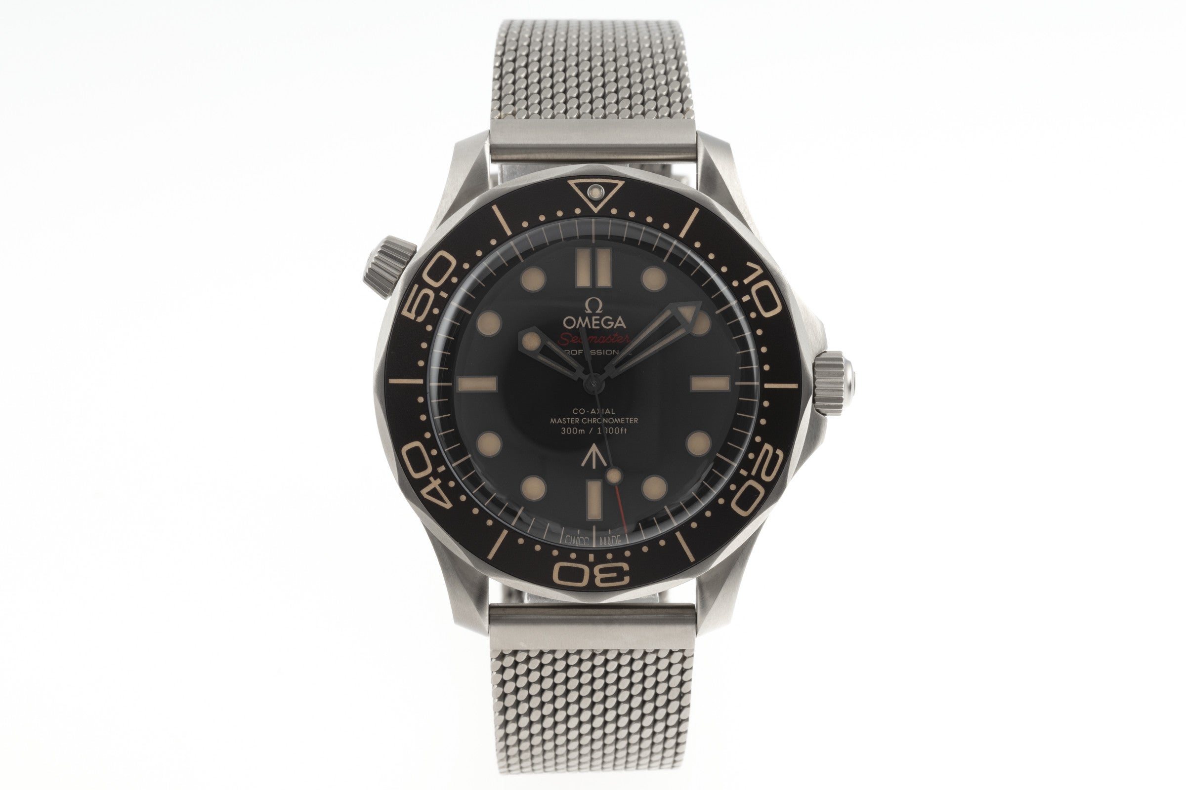 Omega Seamaster titanium automatic men's watch 210.90.42.20.01.001 LP: 10700EUR  [2300518]