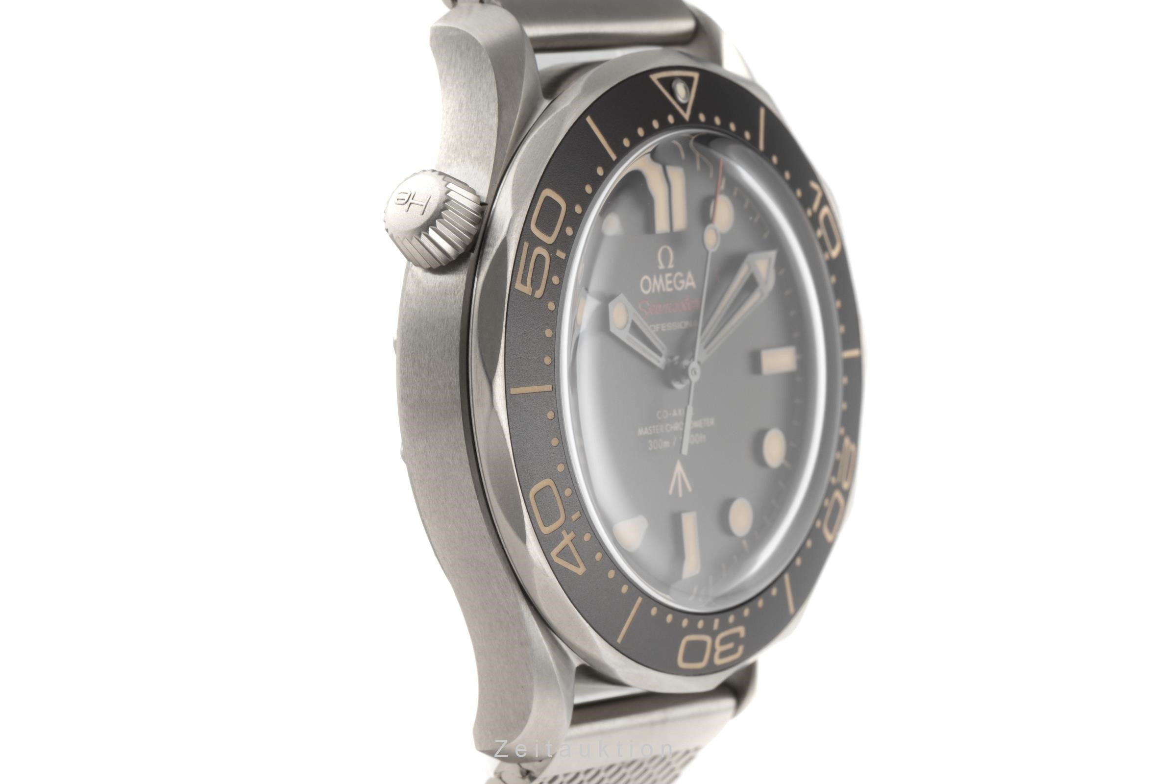 Omega Seamaster titanium automatic men's watch 210.90.42.20.01.001 LP: 10700EUR  [2300518]