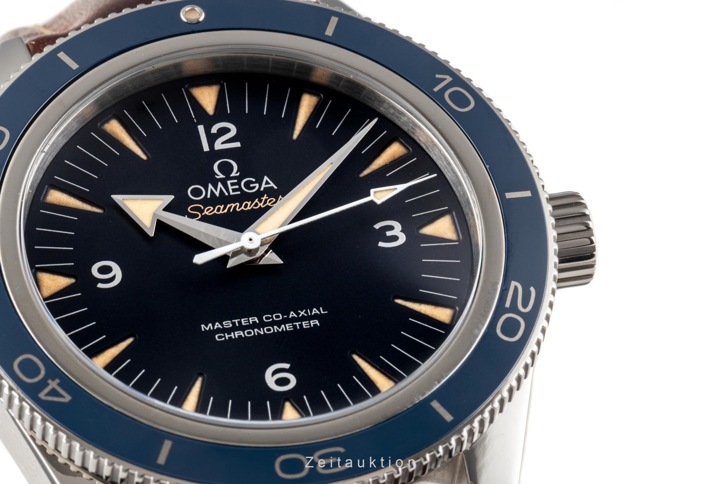 Omega Seamaster titanium automatic men's watch 233.92.41.21.03.001  [2300598]