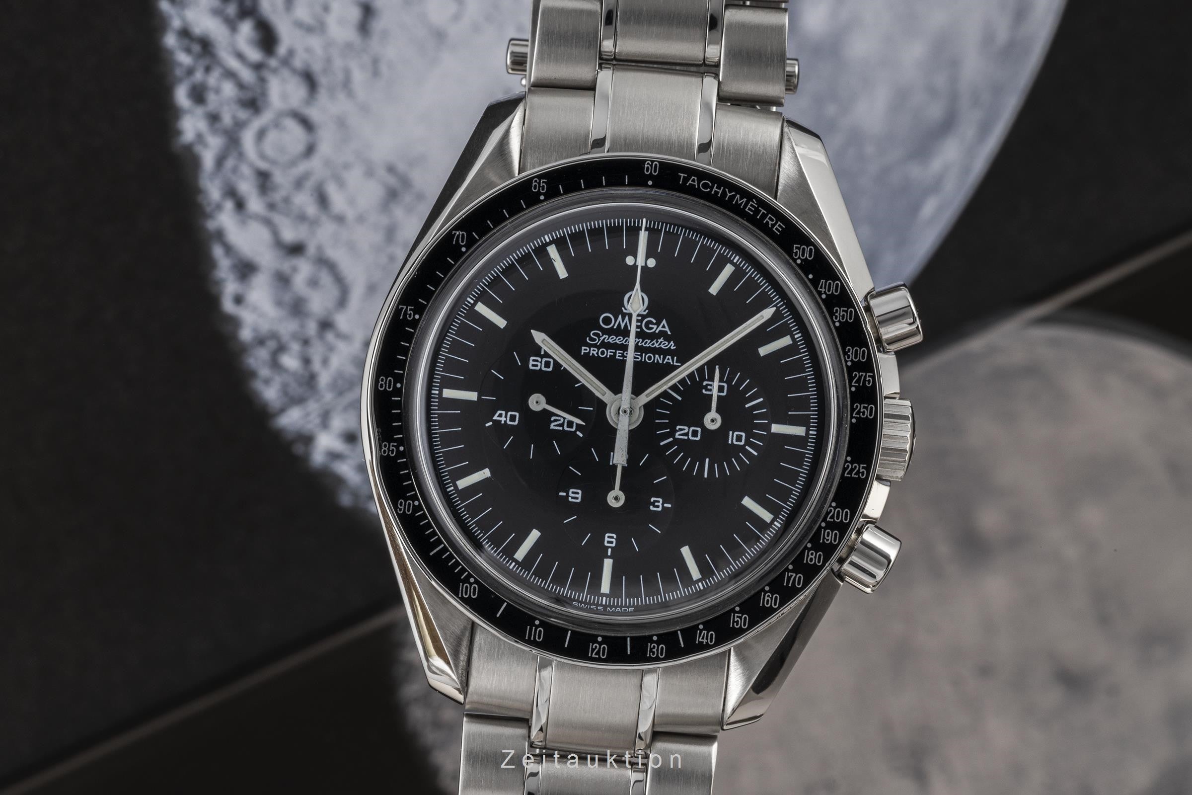 Omega Speedmaster Moonwatch chronograph steel manual winding men's watch 3570.50.00 LP: 8000EUR  [2300845]