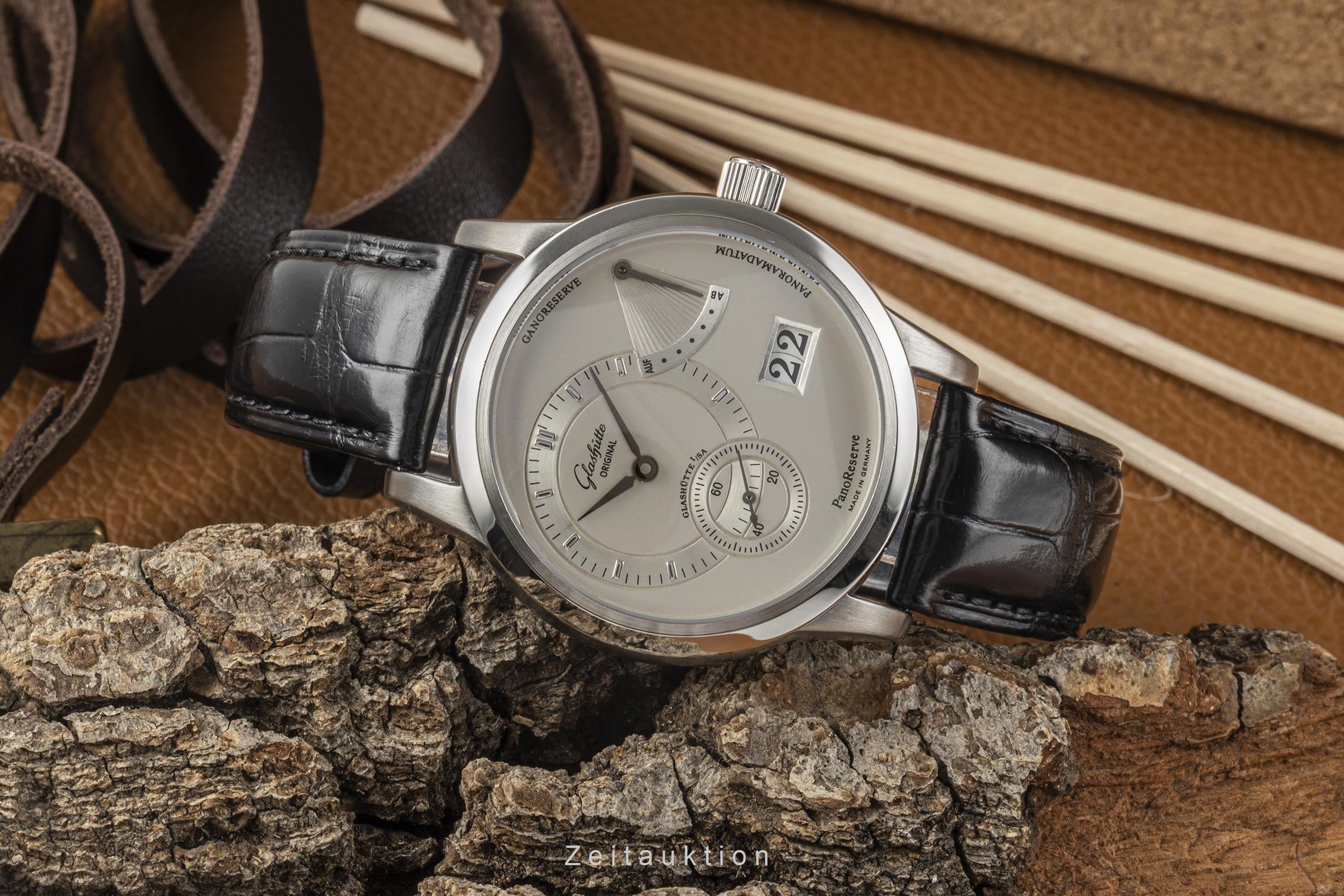 Glashütte PanoReserve acier à remontage manuel montre pour hommes 65-01-02-02-04  [2300978]