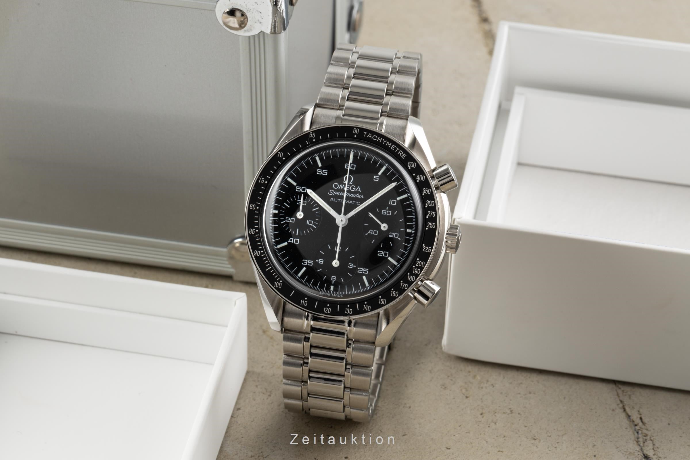 Omega Speedmaster chronograph steel automatic Kal. 3220A Ref