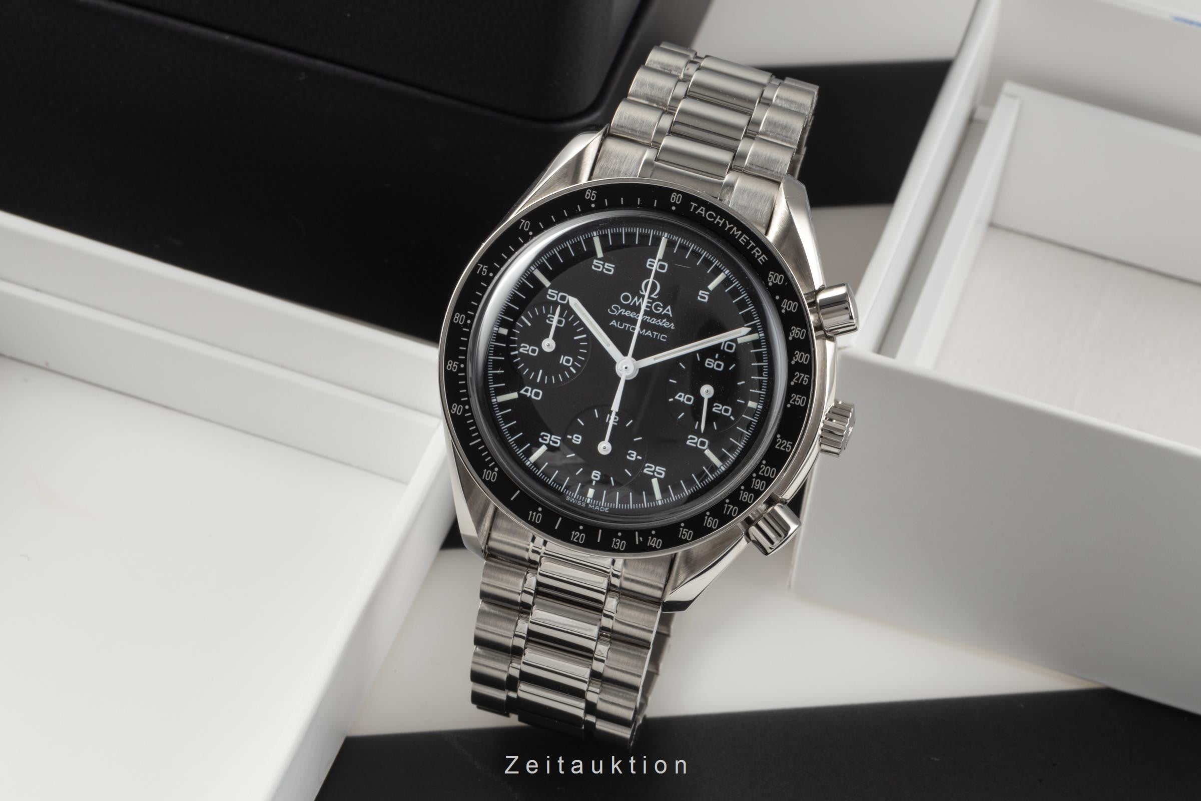 Omega Speedmaster chronograph steel automatic Kal. 3220 Ref