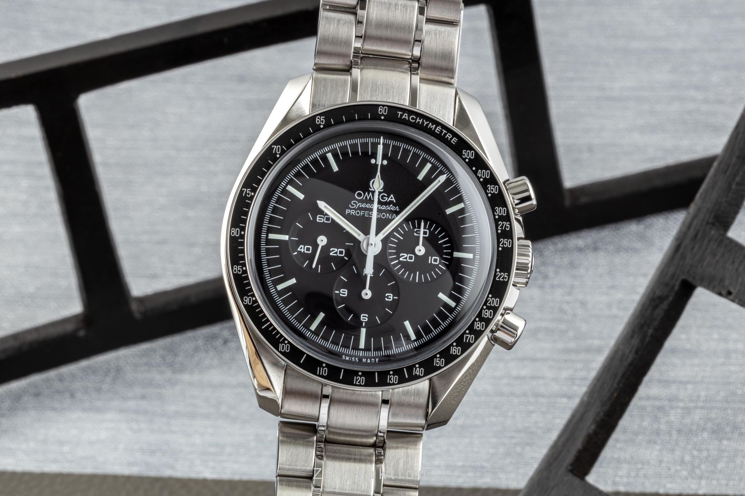 Omega Speedmaster chronograph steel manual winding men's watch 311.30.42.30.01.005 LP: 7400EUR  [2301278]