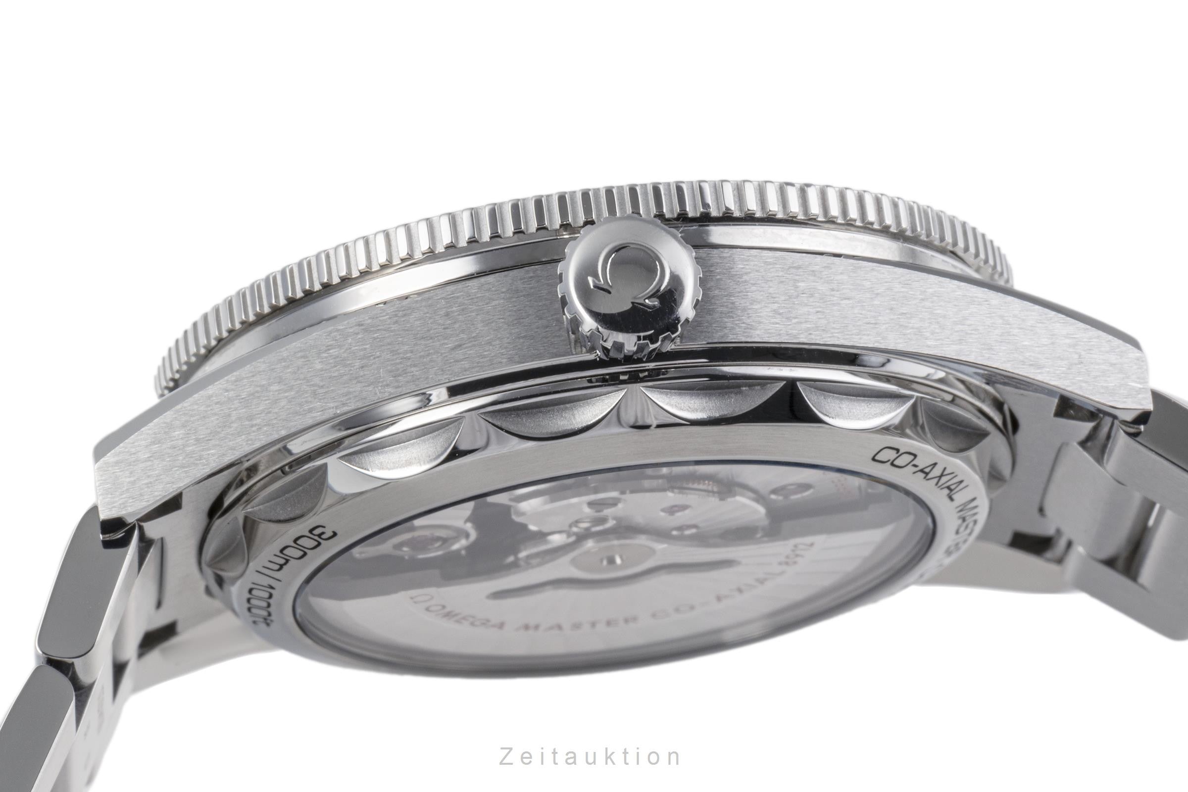 Omega Seamaster acciaio automatismo orologio da uomo 234.30.41.21.03.001 LP: 7500EUR  [2301697]