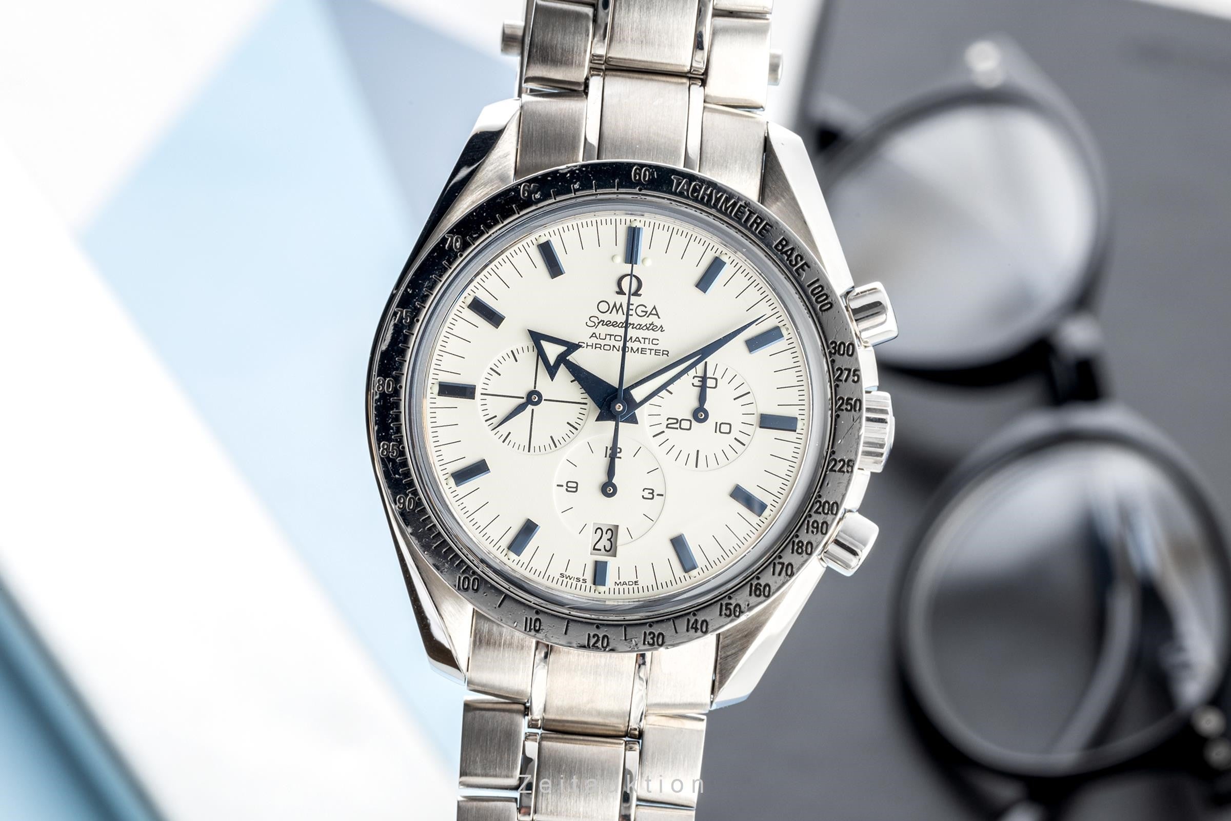 Omega Speedmaster chronograph steel automatic men's watch 3851.20.00  [2301792]