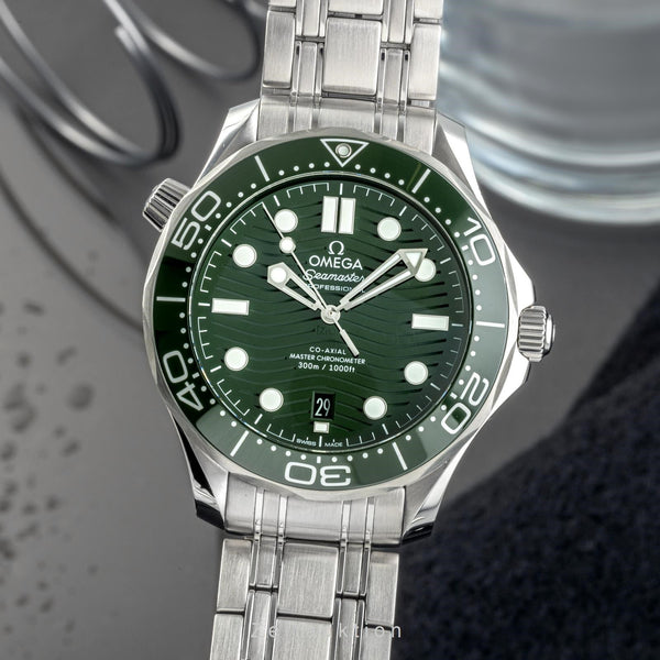 Omega Seamaster céramique / acier automatique montre pour hommes 210.30.42.20.10.001 LP: 6300EUR  [2301900]