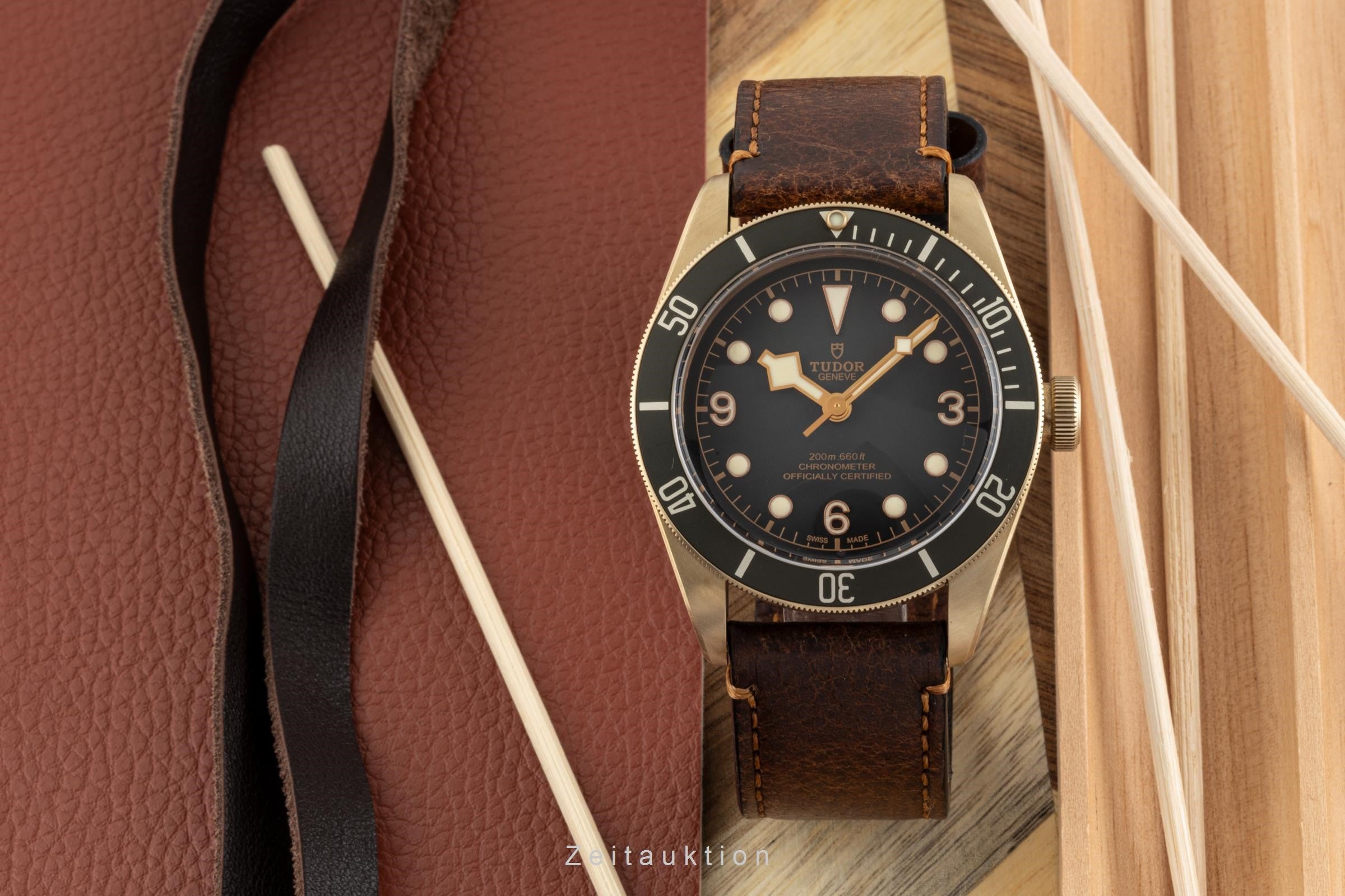 Tudor Black Bay bronze automatic men's watch 79250BA LP: 4310EUR  [2302239]