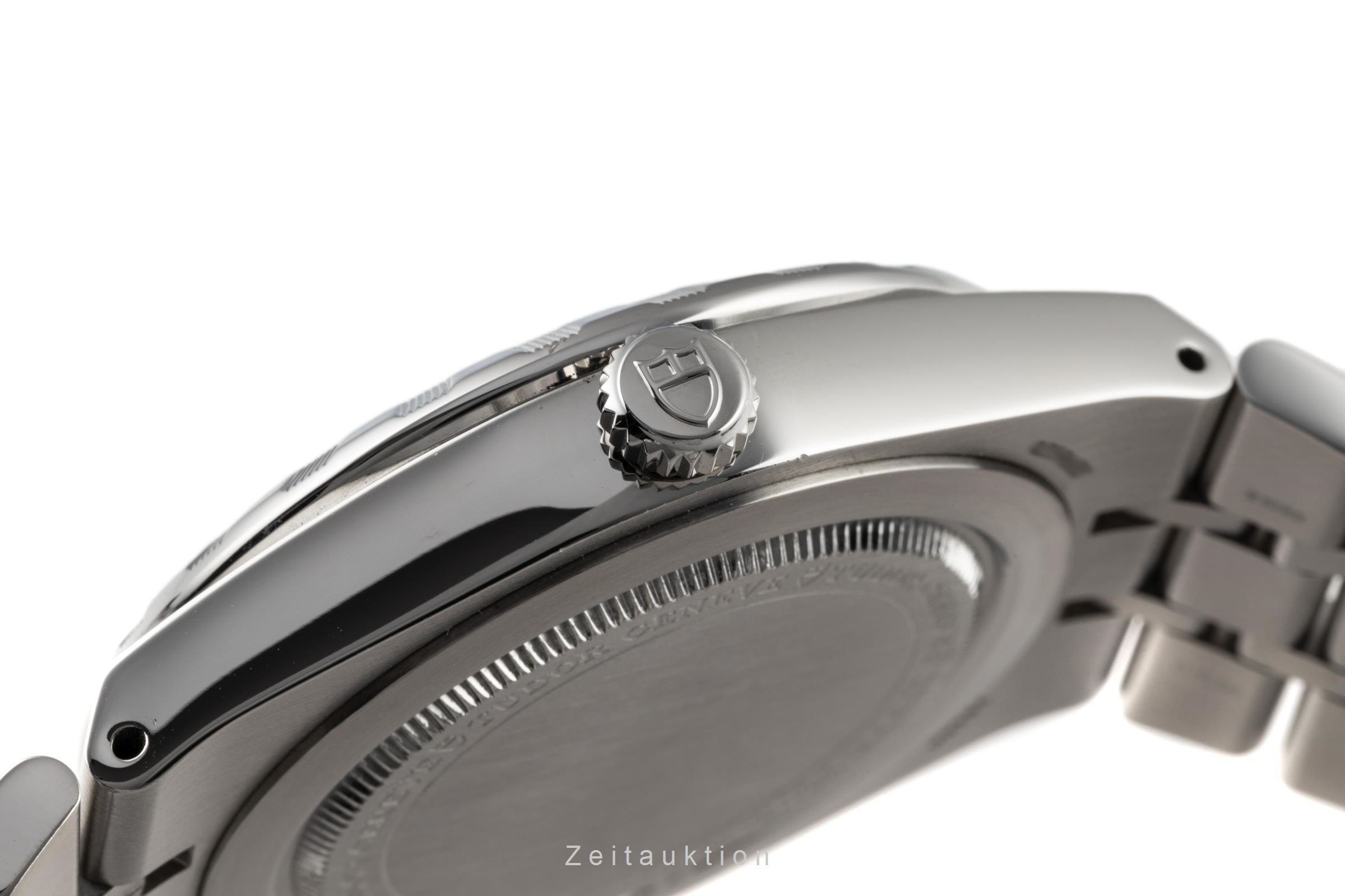 Tudor Royal steel automatic men's watch 28600 LP: 2420EUR  [2302402]