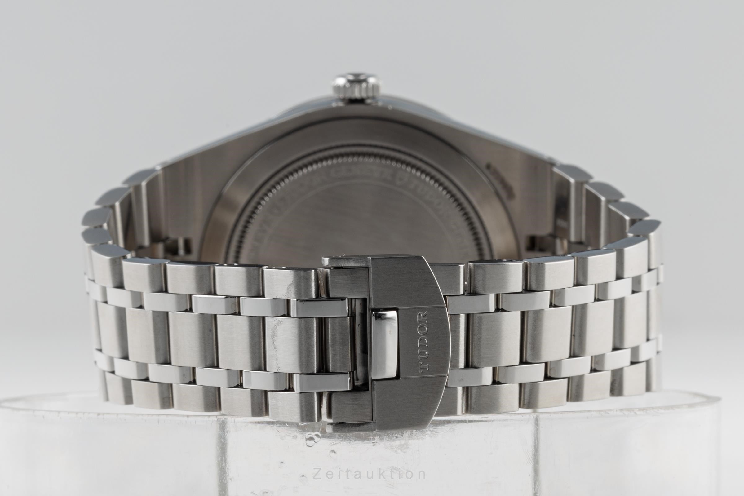 Tudor Royal steel automatic men's watch 28600 LP: 2420EUR  [2302402]