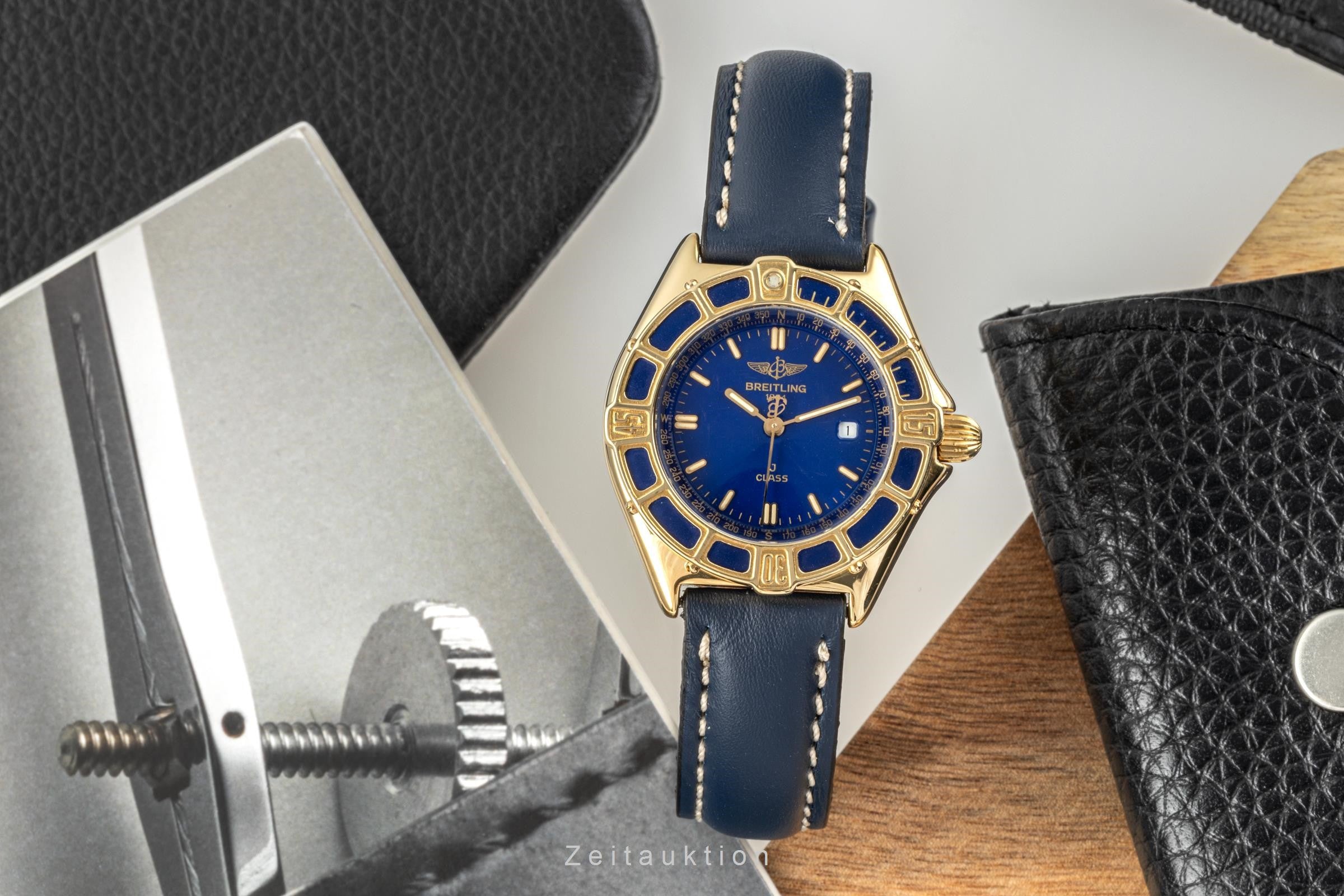 Breitling J-Class or 18 ct quartz montre pour femmes K52063  [2302479]