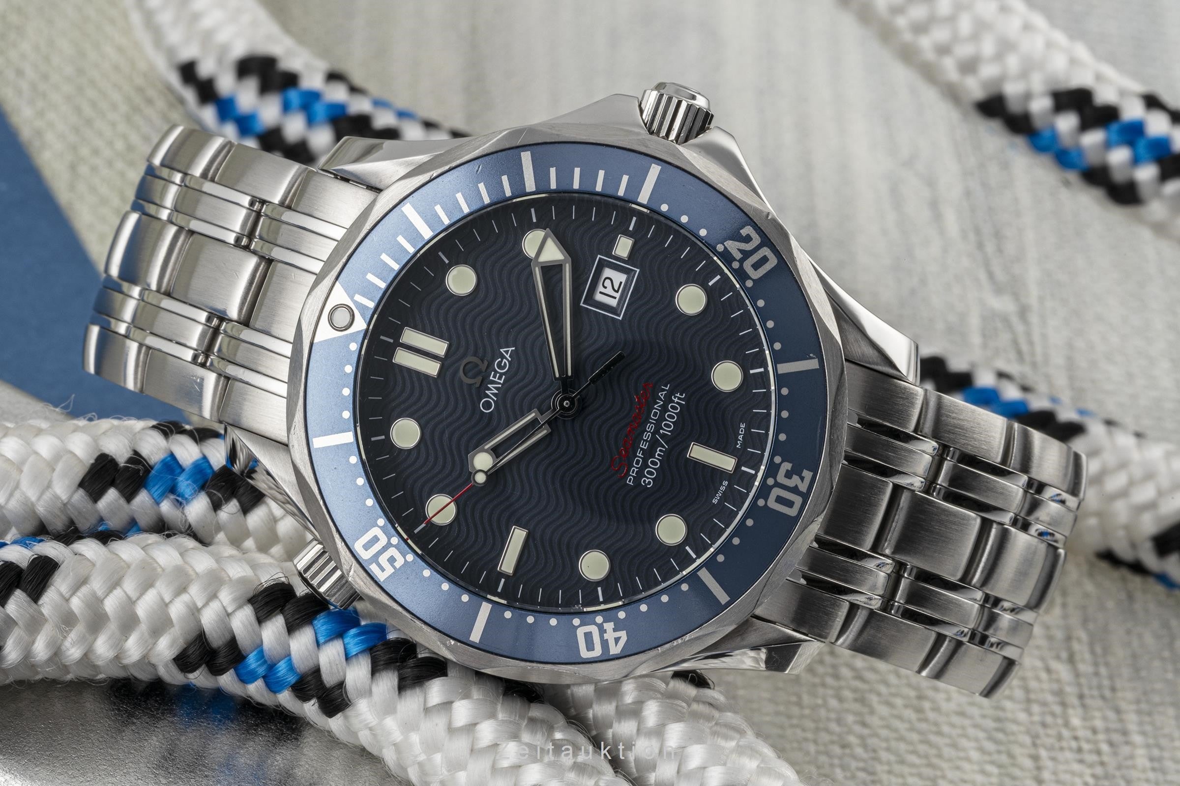 Omega Seamaster steel quartz men's watch 2221.80.00, 196.1504  [2302638]