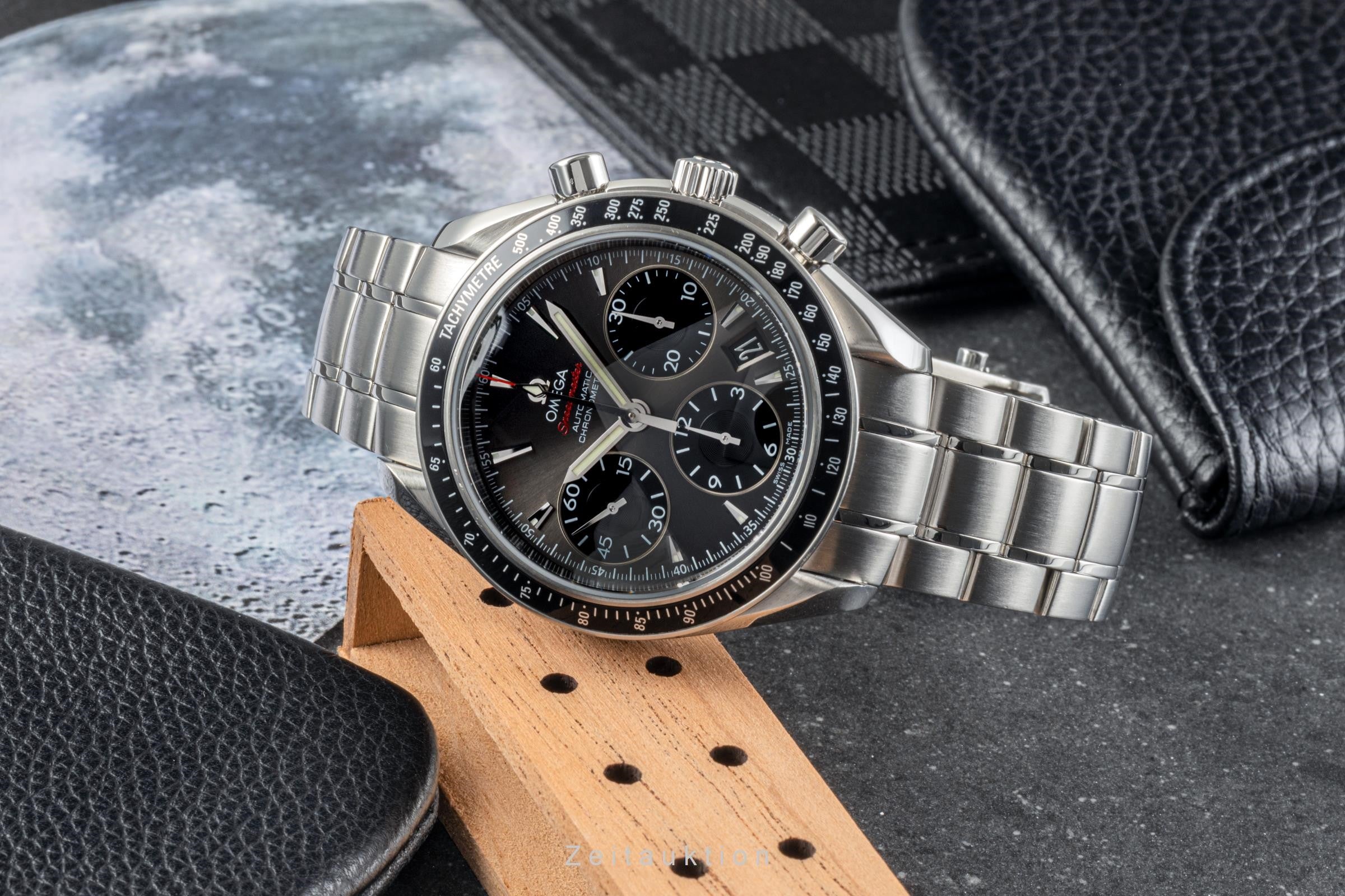 Omega Speedmaster Date Chronograph Edelstahl Automatik Ref. 323.30.40.40.06.001 [2302727]
