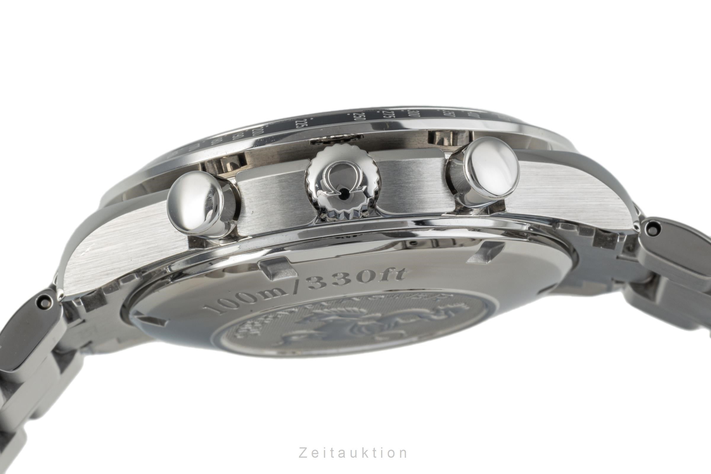Omega Speedmaster chronograph steel automatic Kal. 3304 Ref