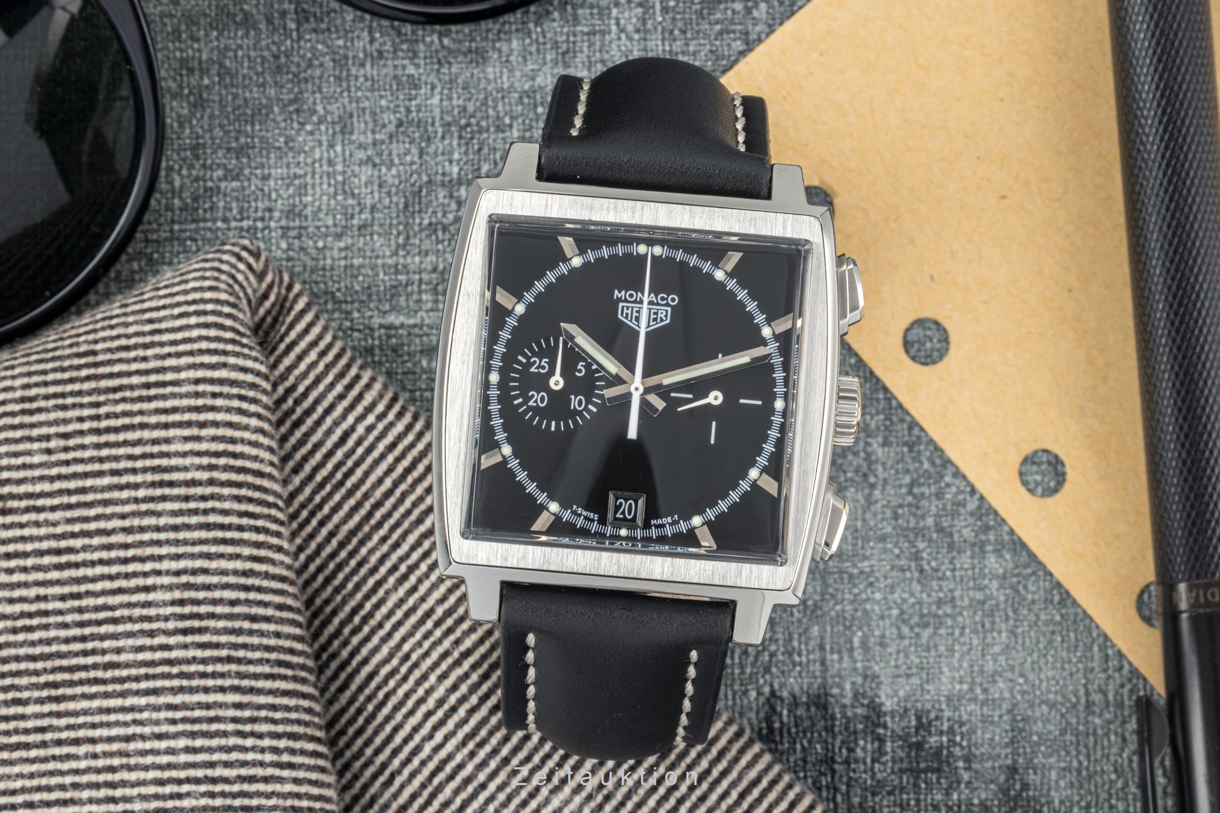 Tag Heuer Monaco Chronograph Stahl Automatik Herrenuhr Ref. CS2110 VP: 7550,- € [2302740]