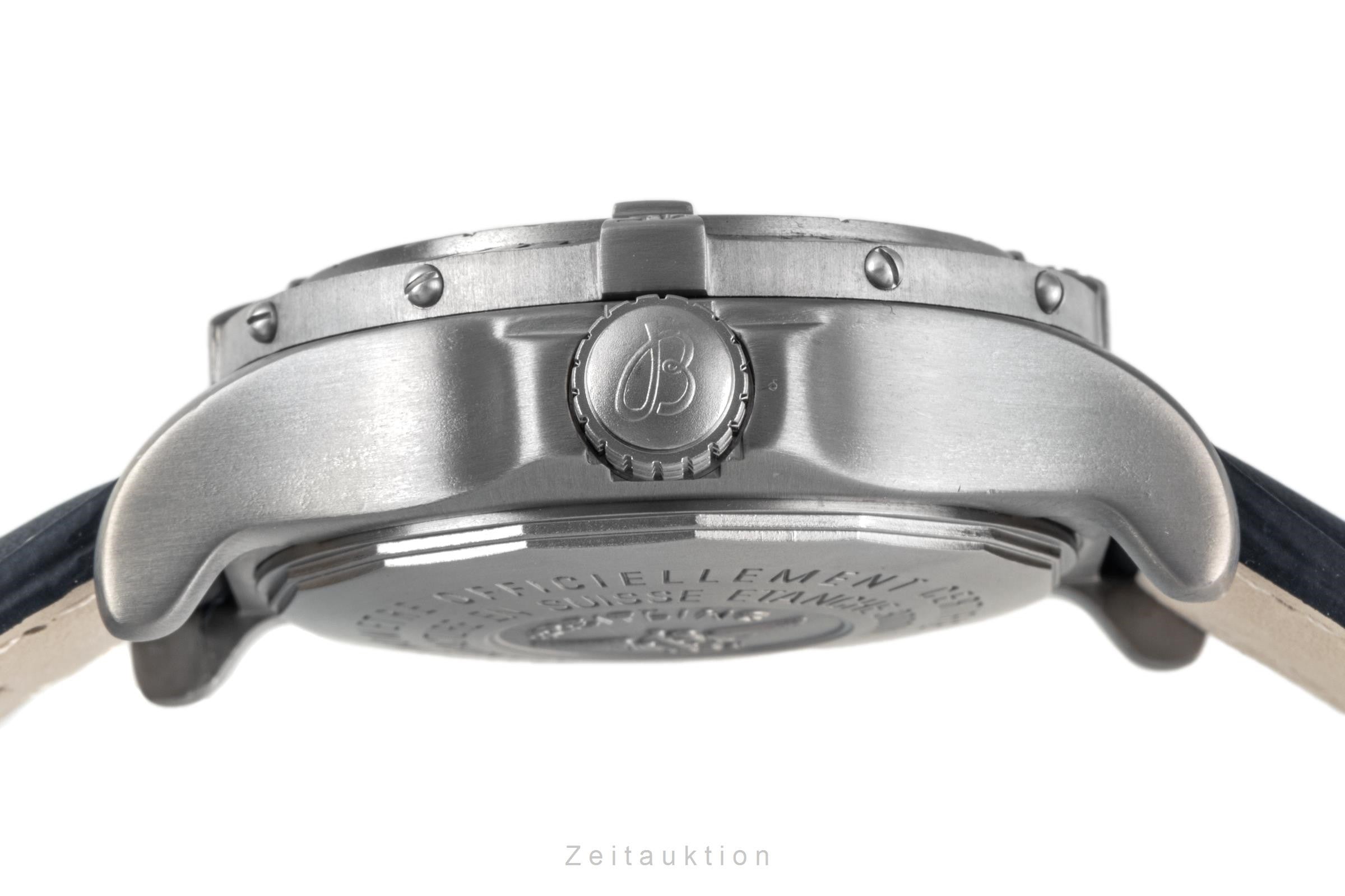 Breitling Avenger Seawolf Automatik Titan Herrenuhr Ref. E17370 VP: 4950,- € [2302792]