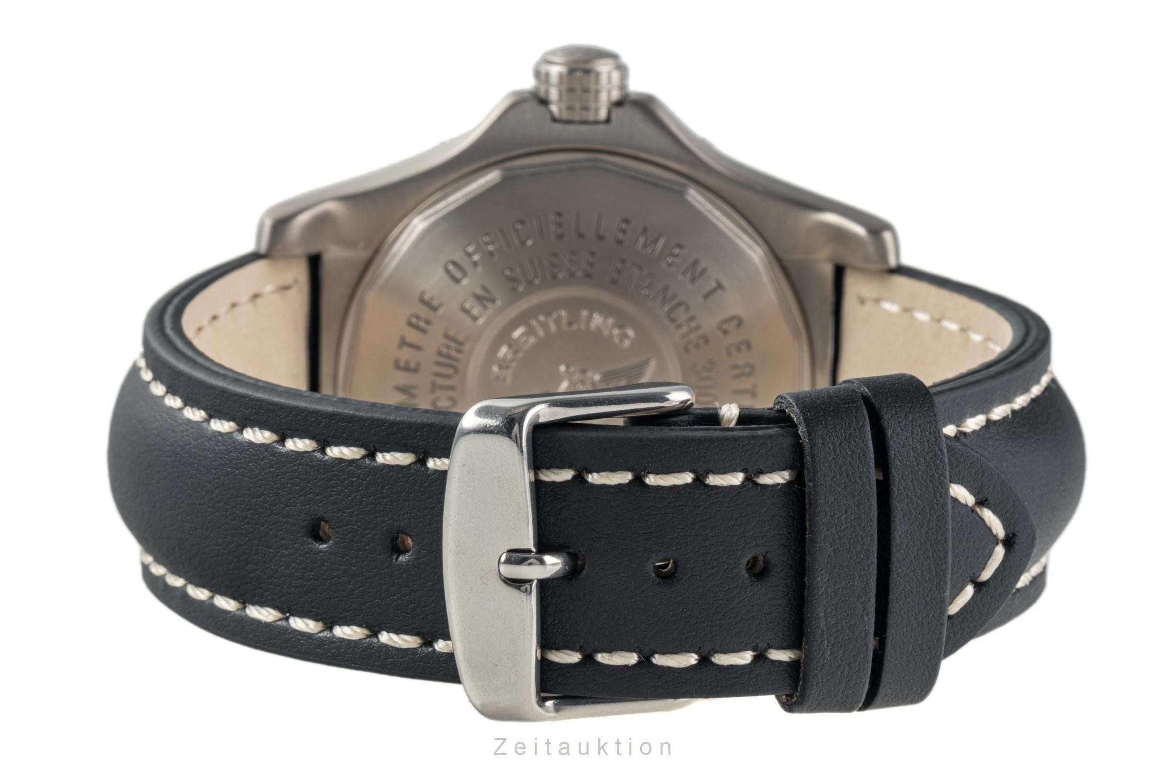 Breitling Avenger Seawolf Automatik Titan Herrenuhr Ref. E17370 VP: 4950,- € [2302792]