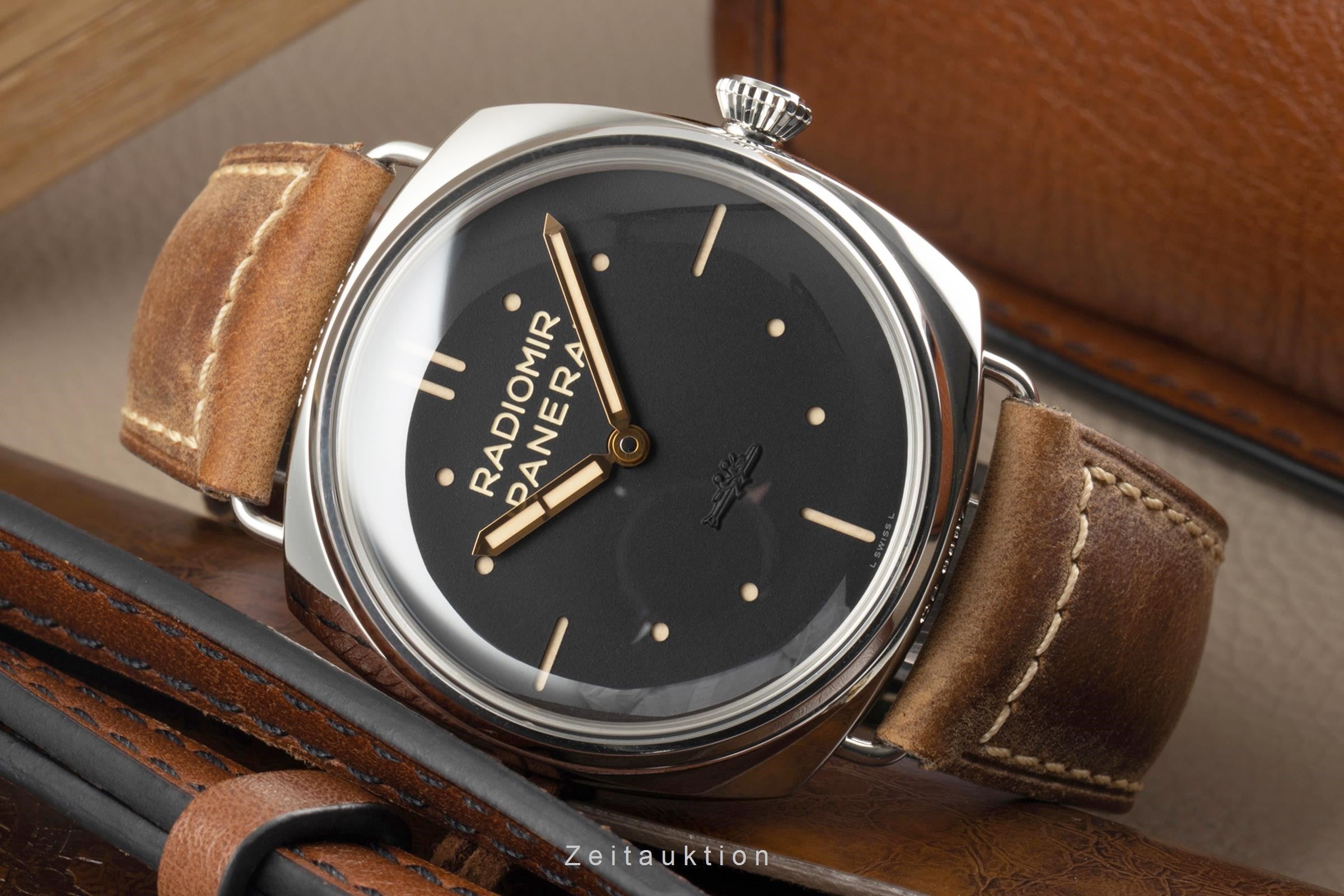 Panerai Radiomir steel manual winding men's watch PAM00425 LP: 9200EUR  [2303250]