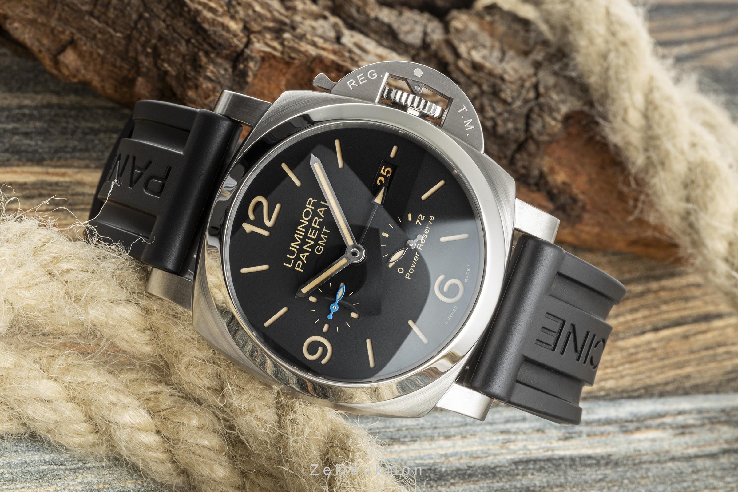Panerai Luminor GMT steel automatic men's watch PAM01321 LP: 9800EUR  [2303469]