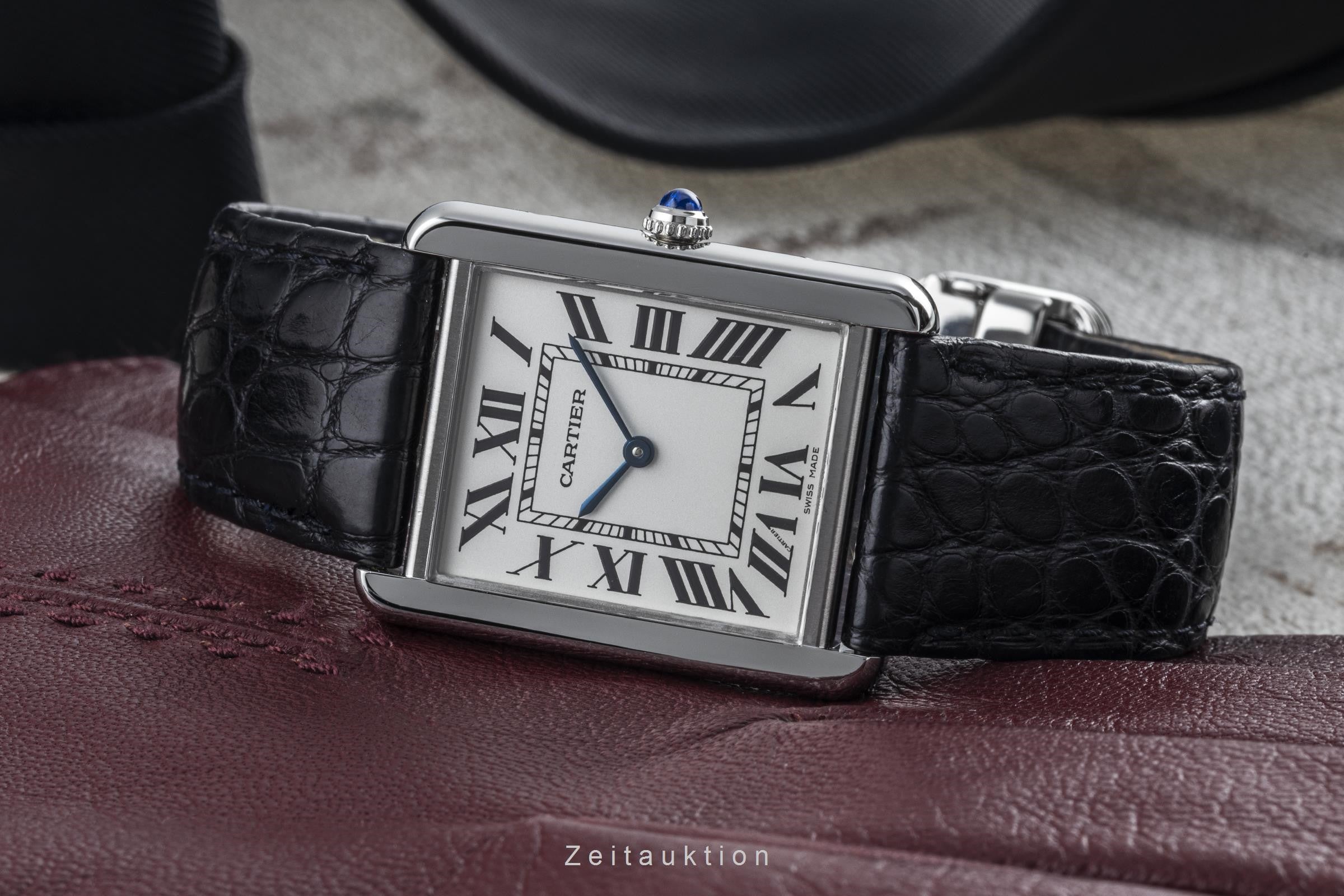 Cartier Tank steel quartz Kal. 690 Ref. W1018355, 2715 | 2303705