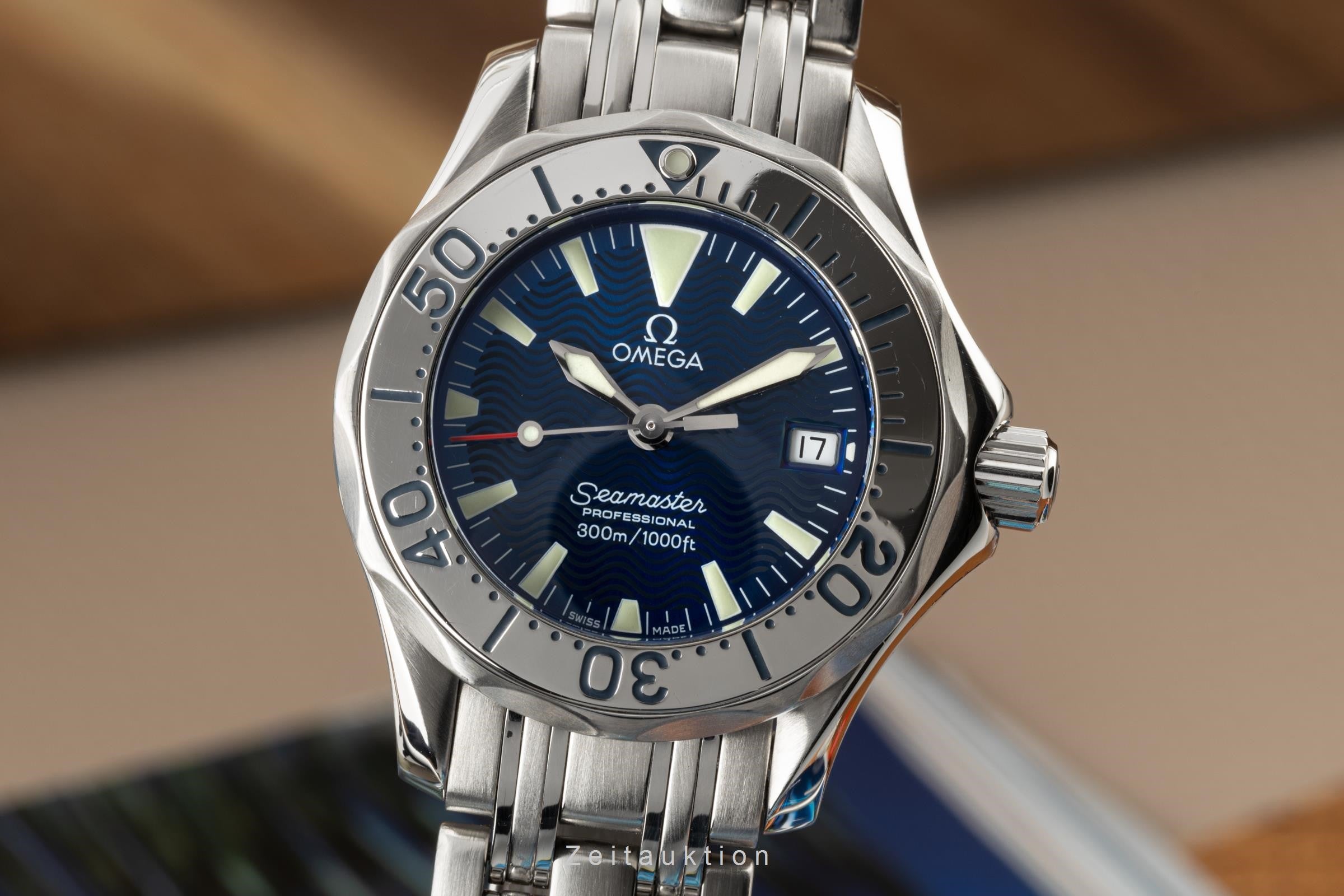 Omega Seamaster steel quartz women's watch 596.1640, 2584.80.00  [2304014]