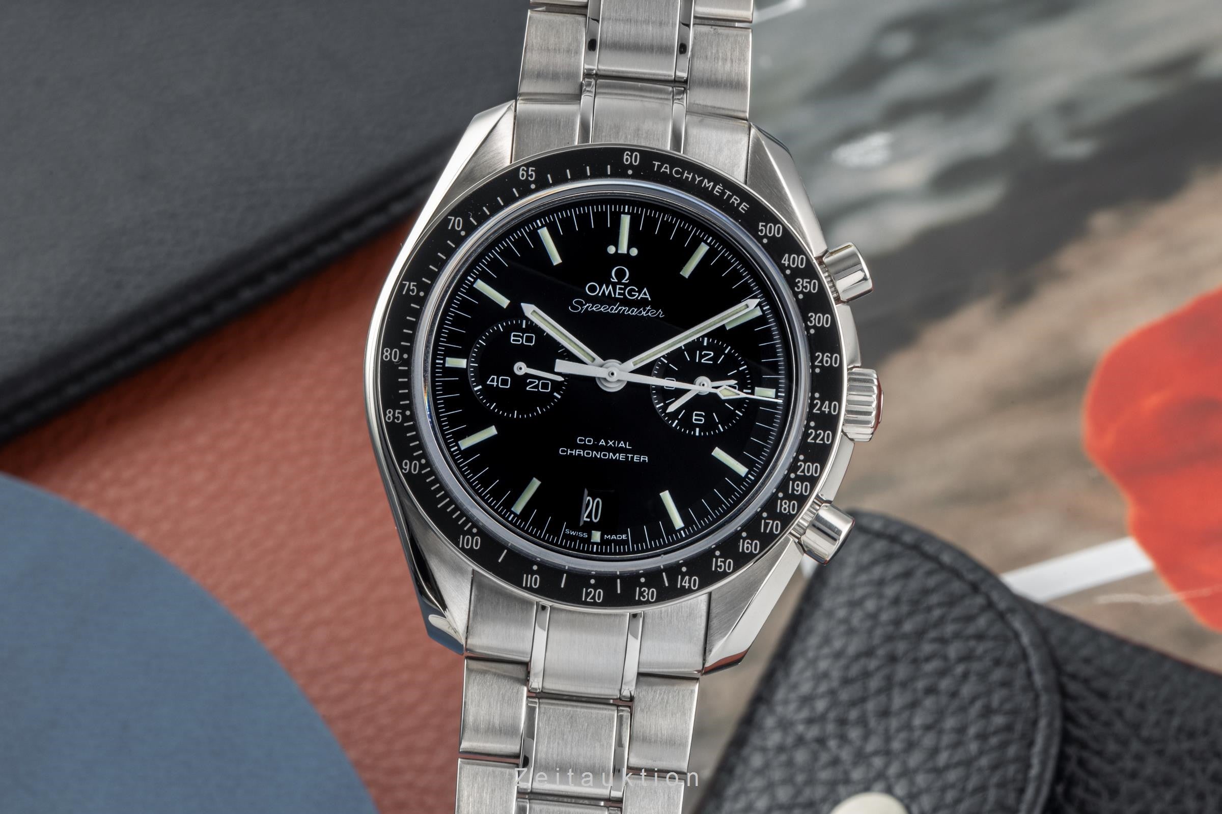 Omega Speedmaster chronograph steel automatic men's watch 311.33.44.51.01.001 LP: 10400EUR  [2304404]