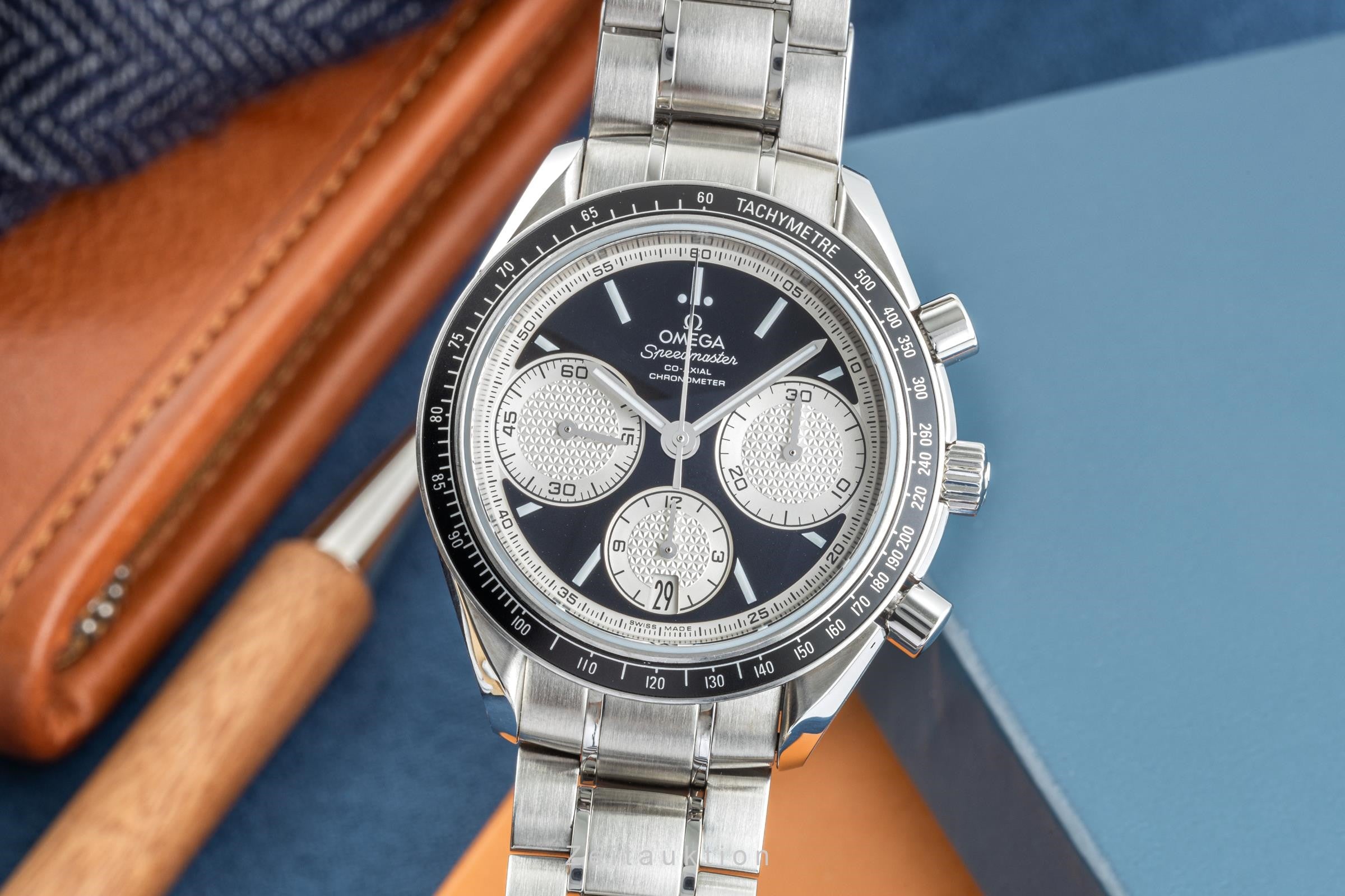 Omega Speedmaster chronograph steel automatic men's watch 326.30.40.50.01.002 LP: 6100EUR  [2304538]