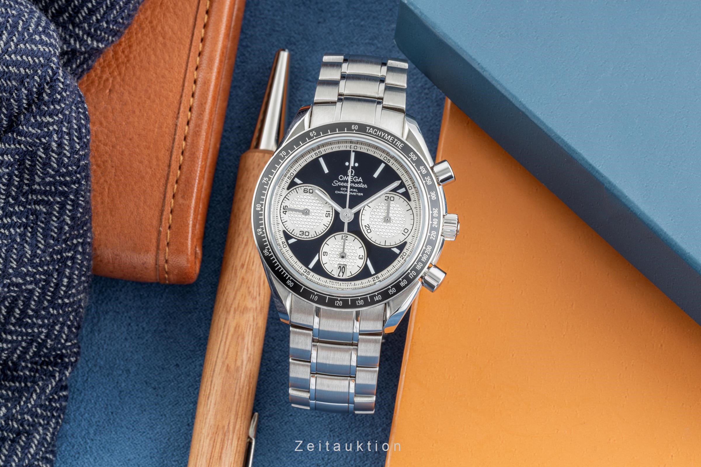 Omega Speedmaster Racing Chronograph Automatik Herrenuhr 326.30.40.50.01.002  [2304538]