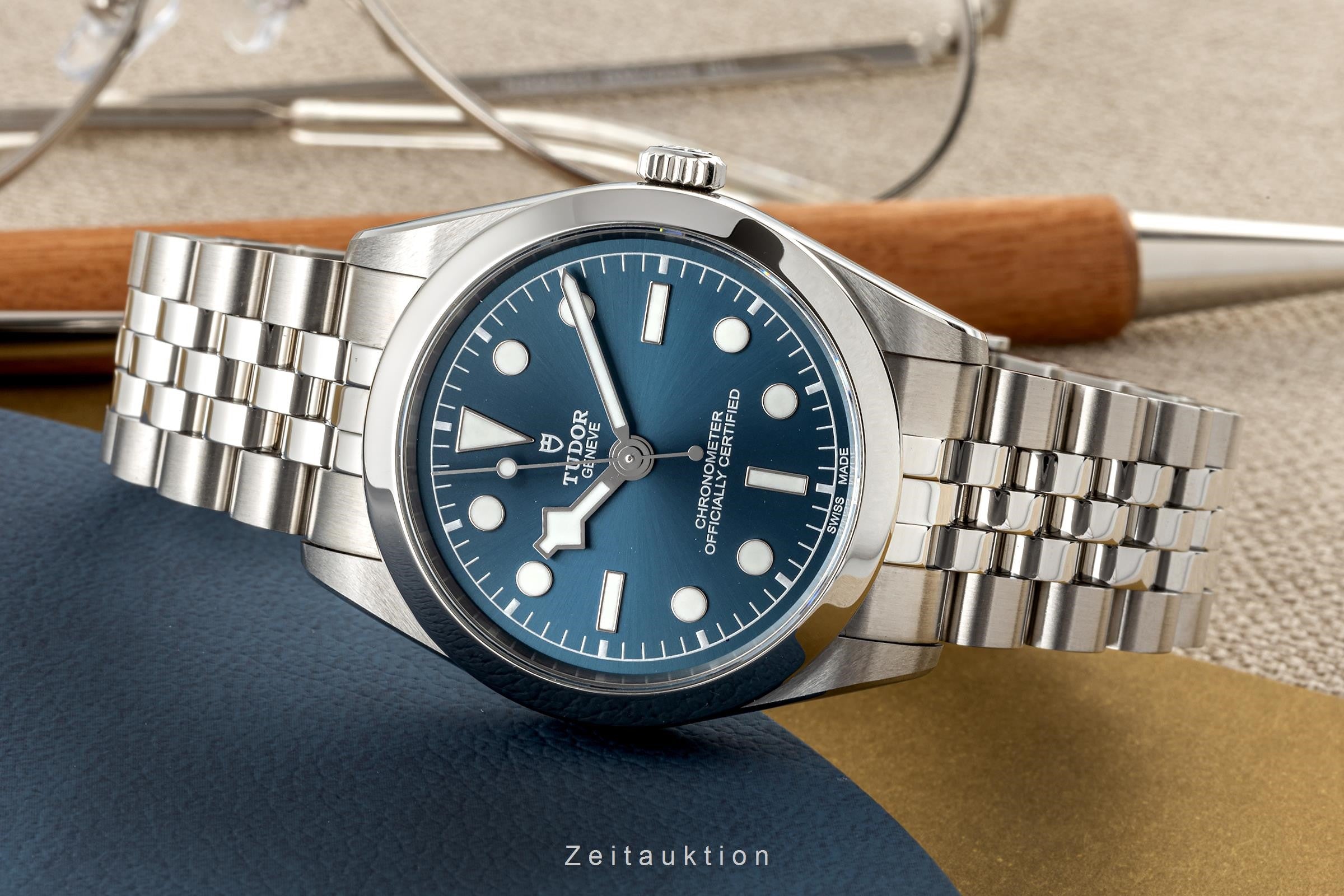 Tudor Black Bay steel automatic men's watch 79640 LP: 3820EUR  [2304805]