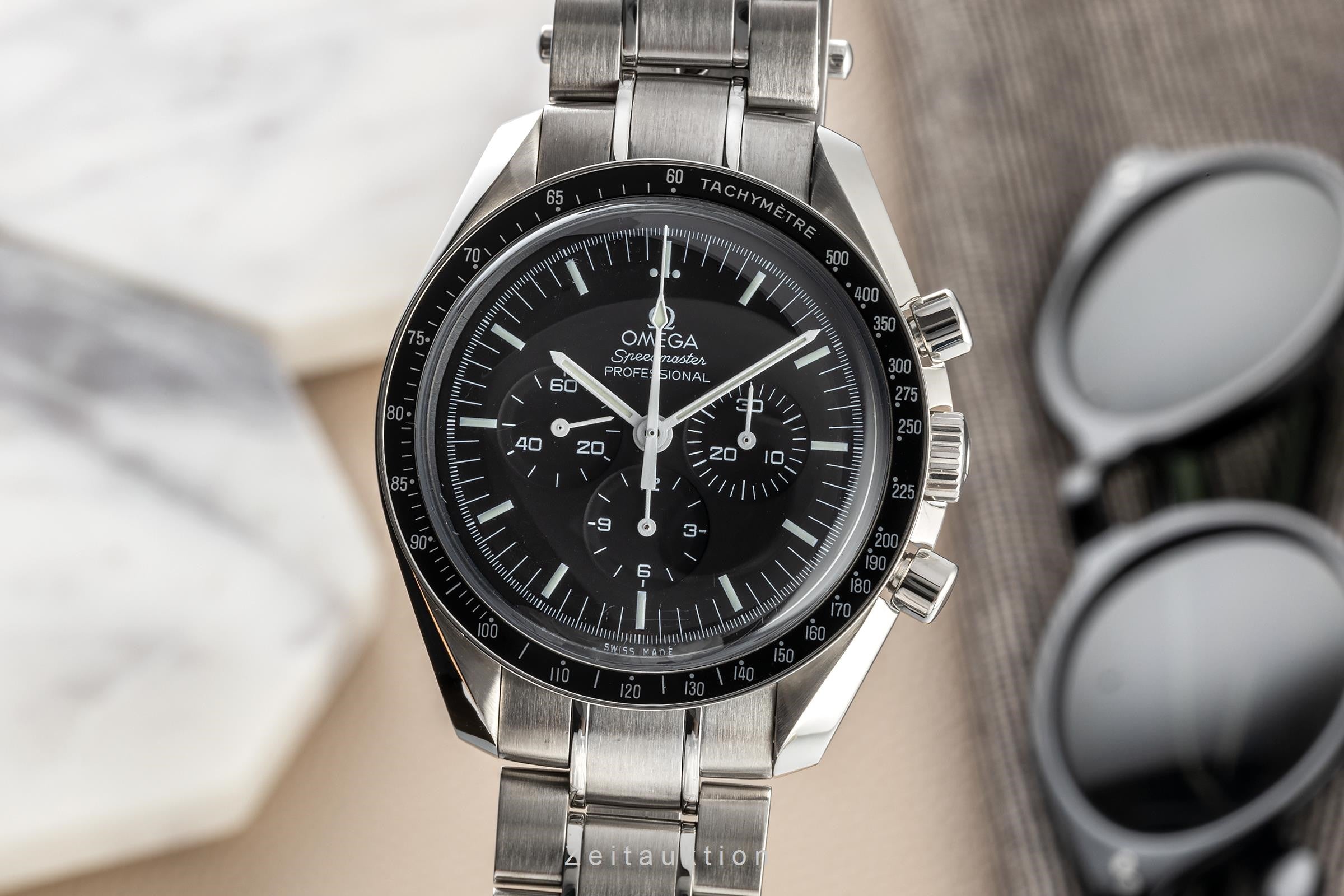 Omega Speedmaster Moonwatch chronograph steel manual winding men's watch 311.30.42.30.01.005 LP: 7600EUR  [2304855]