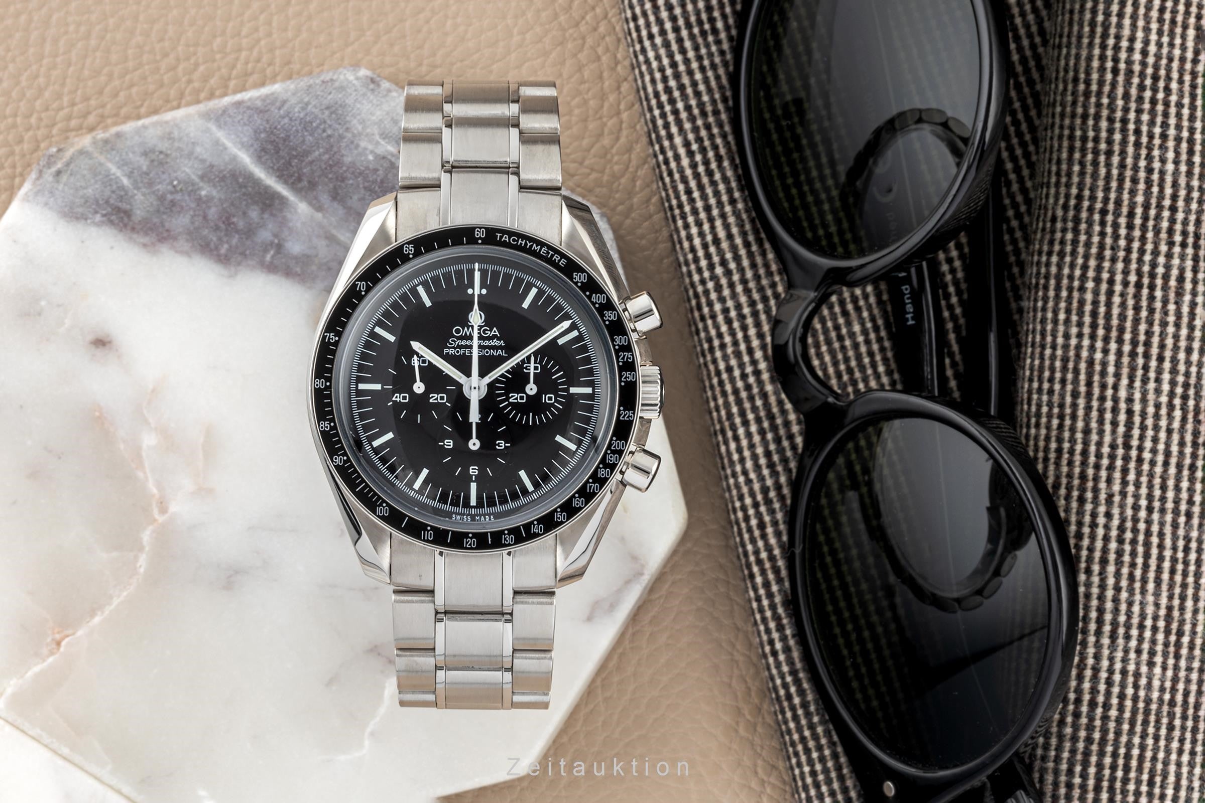 Omega Speedmaster Moonwatch chronographe acier à remontage manuel montre pour hommes 311.30.42.30.01.005 LP: 7600EUR  [2304855]