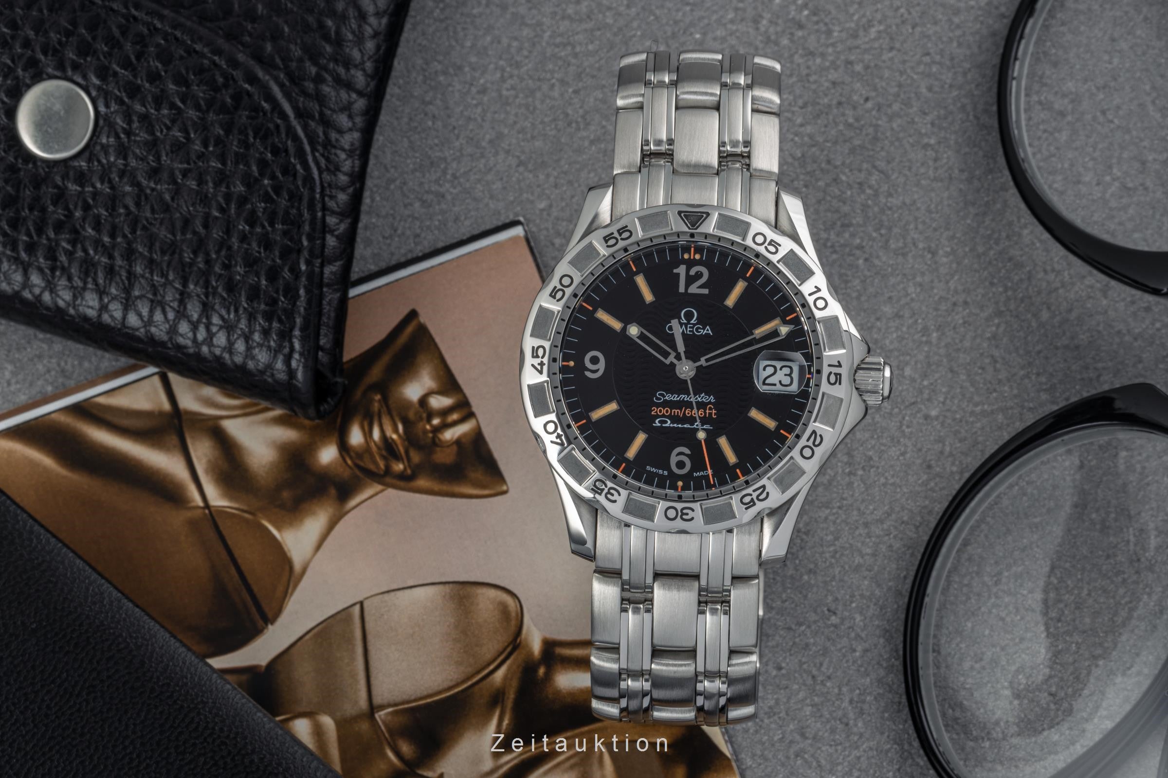 Omega Seamaster steel quartz Kal. 1400 Ref. 2516.50.00, 196.1536