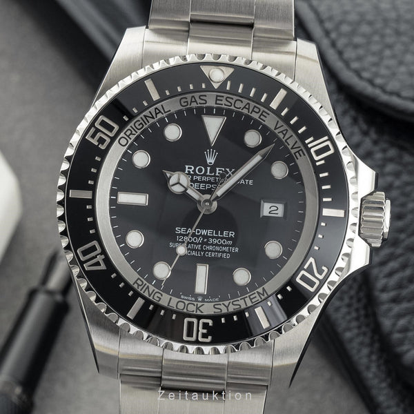 Rolex Sea-Dweller Deepsea Black Dial Herrenuhr Oyster Perpetual Ref. 126660 [2305208]