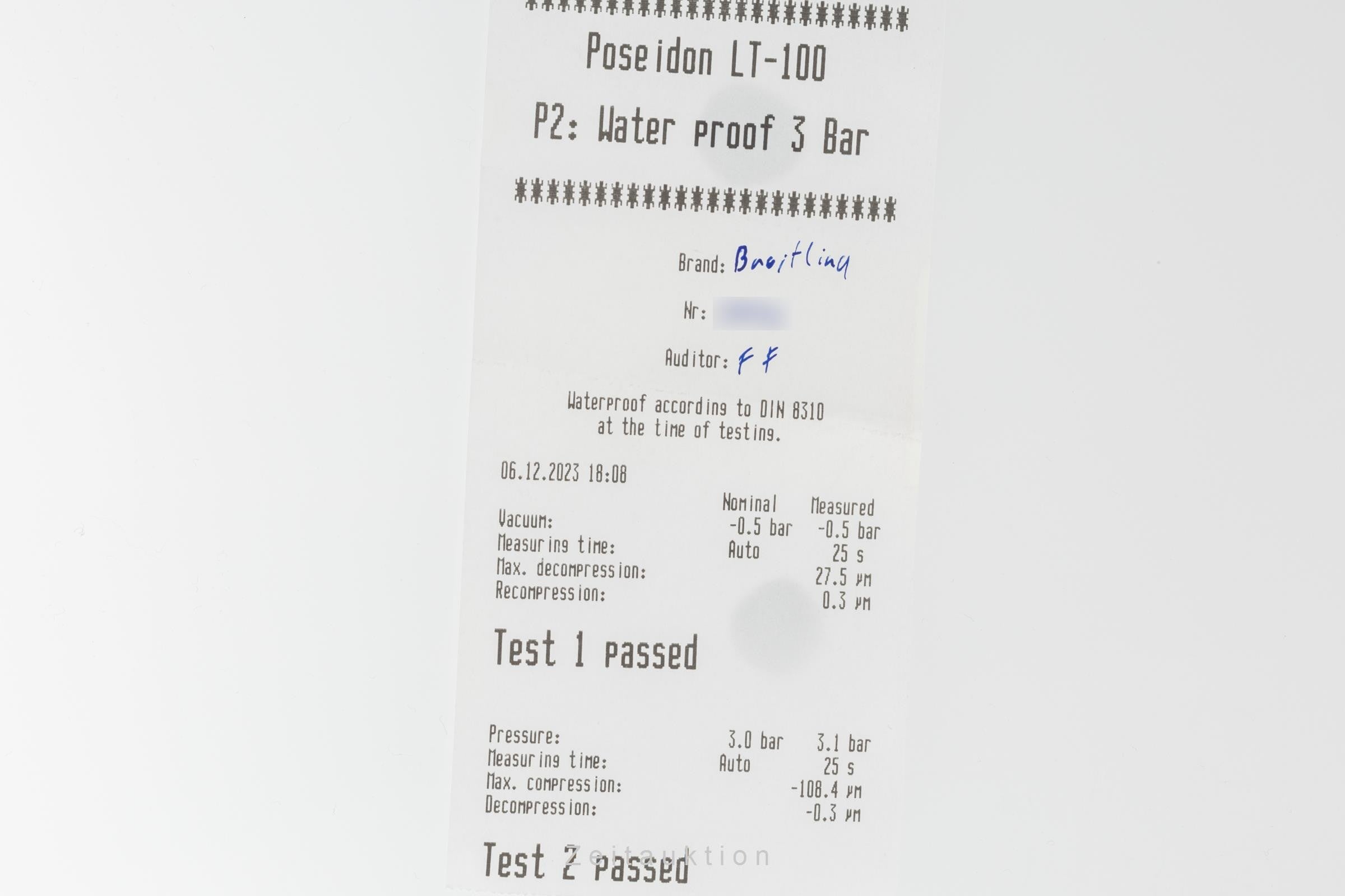 Breitling Aerospace chronograph titanium quartz men's watch 80360 LP: 3400EUR  [2305363]