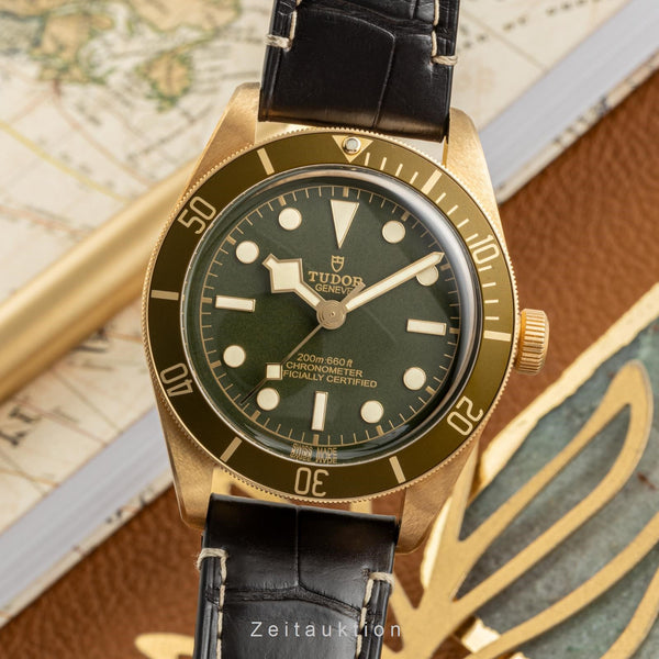 Tudor Black Bay 18 ct gold automatic men's watch 79018V LP: 17400EUR  [2305702]