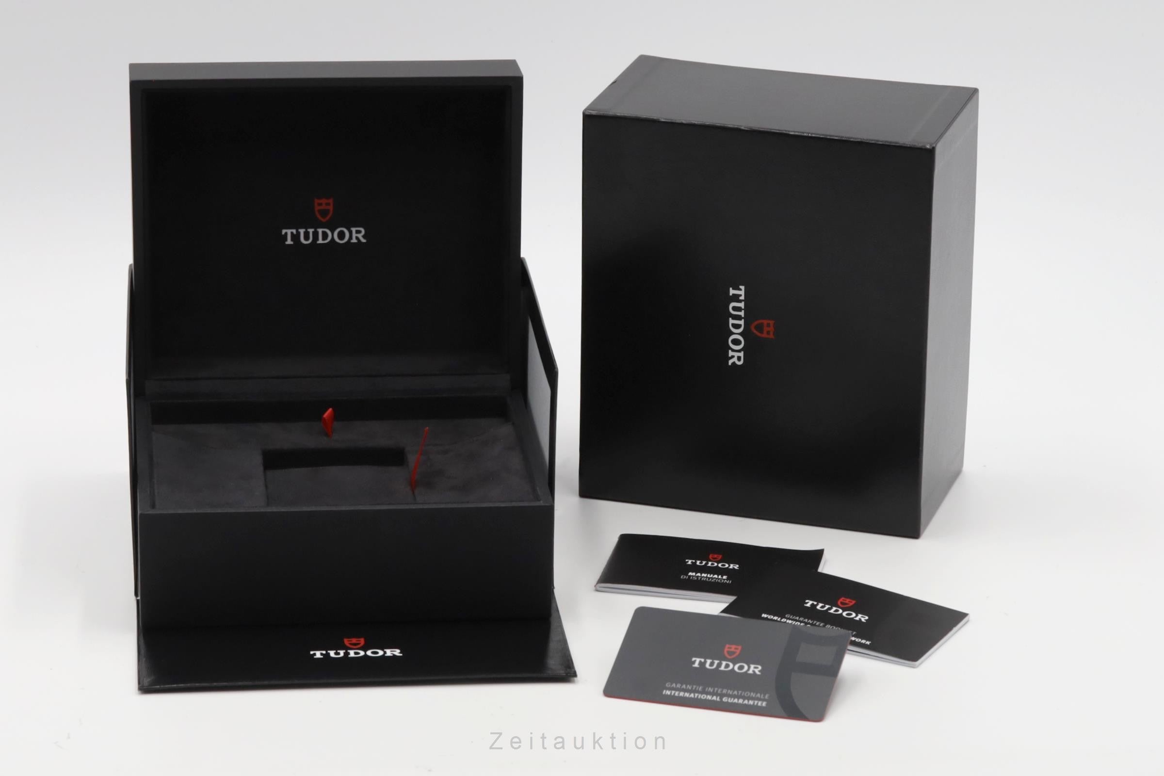 Tudor Black Bay 18 ct gold automatic Kal. MT 5400 Ref. 79018V
